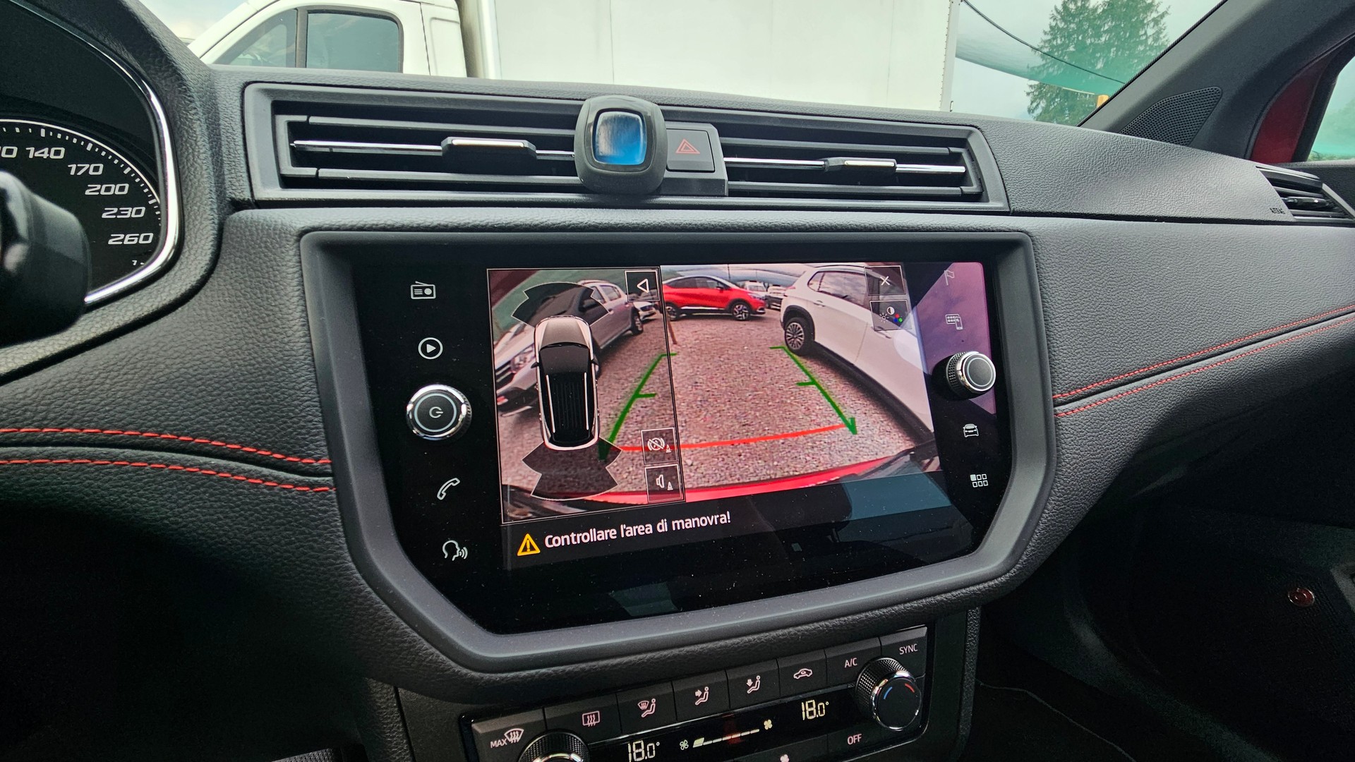 SEAT Arona 1.5 TSI Evo FR-image-8