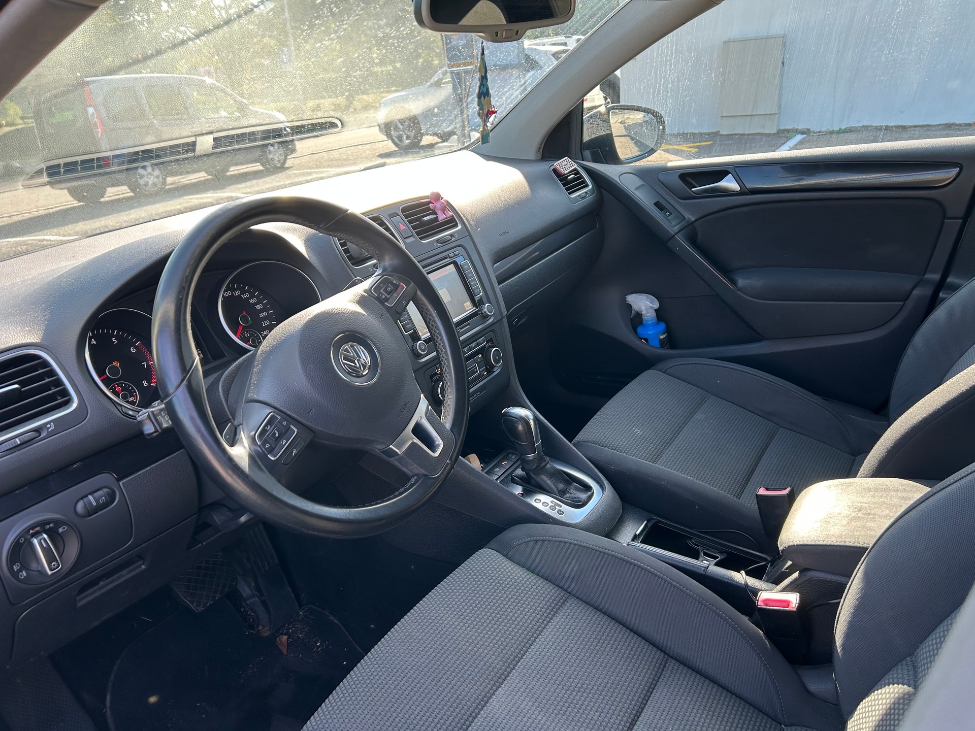 VW Golf 1.2 TSI BlueMotion Technology Trendline DSG-image-5