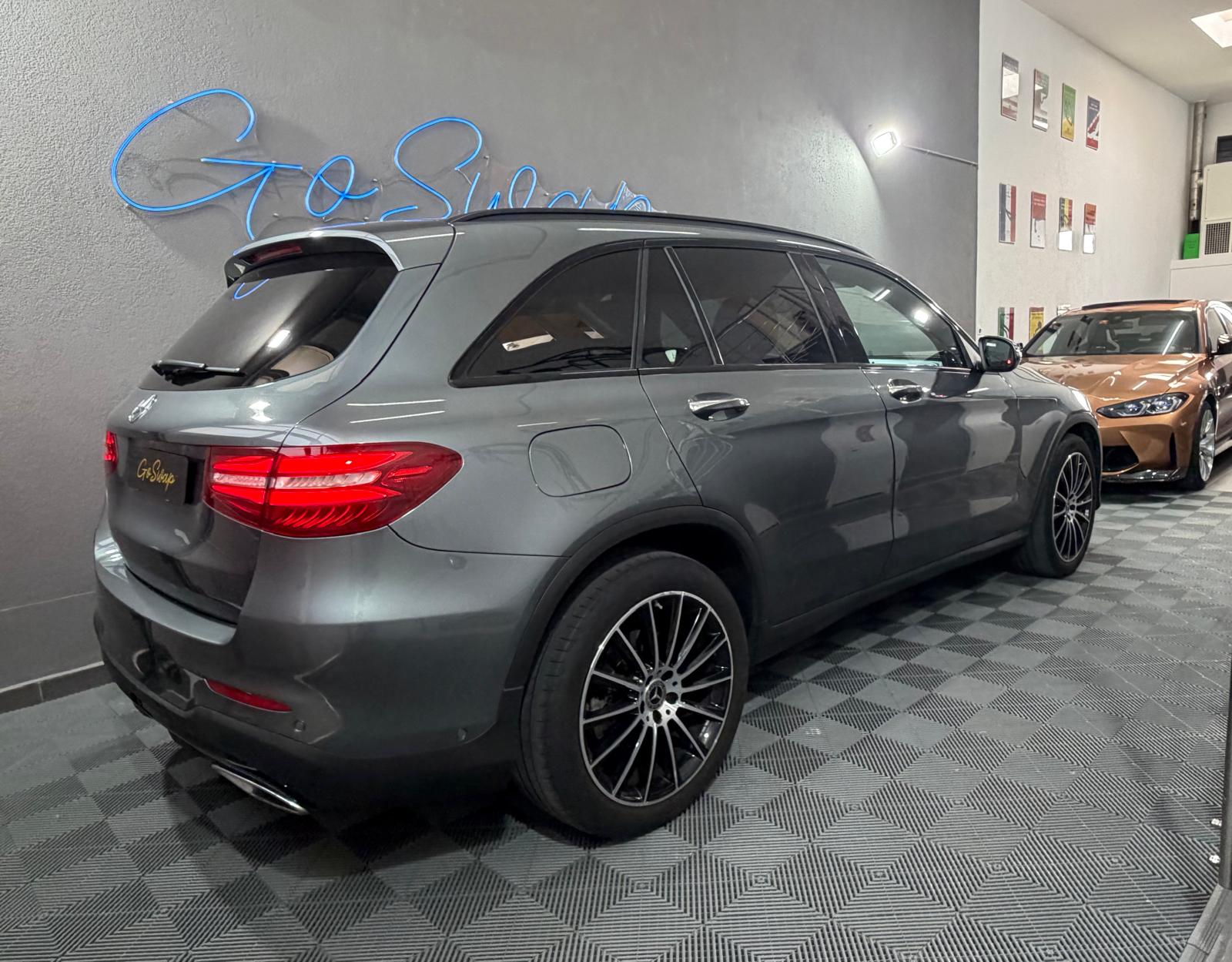 MERCEDES-BENZ GLC 250 d AMG Line 4Matic 9G-Tronic-image-3