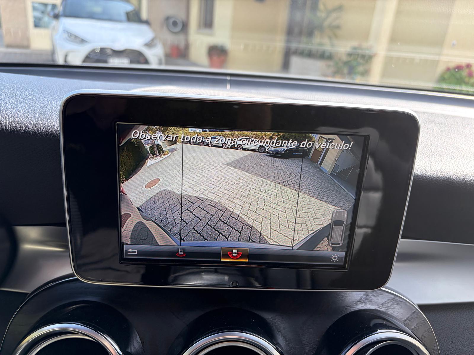 MERCEDES-BENZ GLC 250 d AMG Line 4Matic 9G-Tronic-image-20