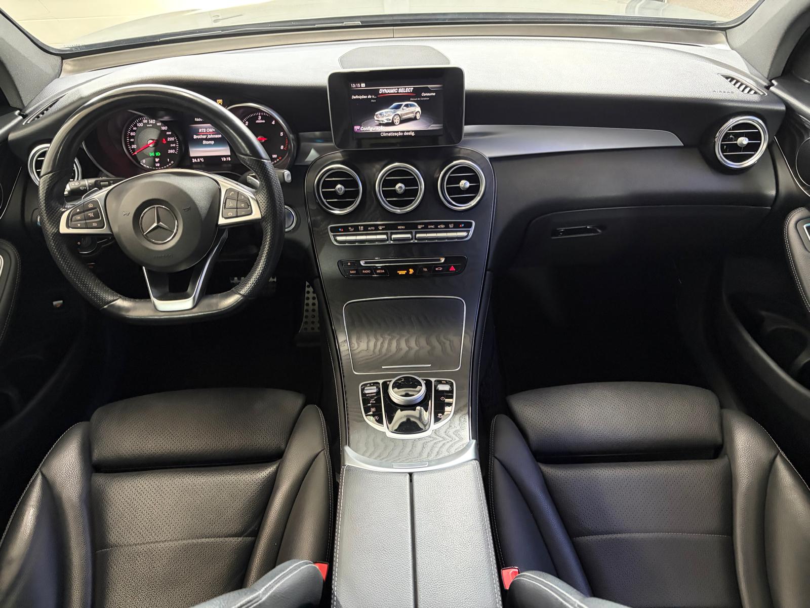 MERCEDES-BENZ GLC 250 d AMG Line 4Matic 9G-Tronic-image-13