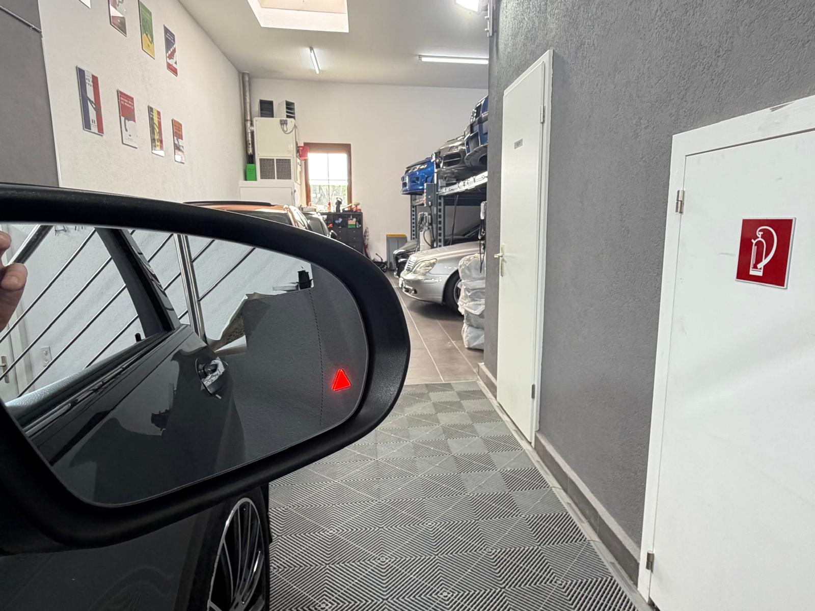 MERCEDES-BENZ GLC 250 d AMG Line 4Matic 9G-Tronic-image-6