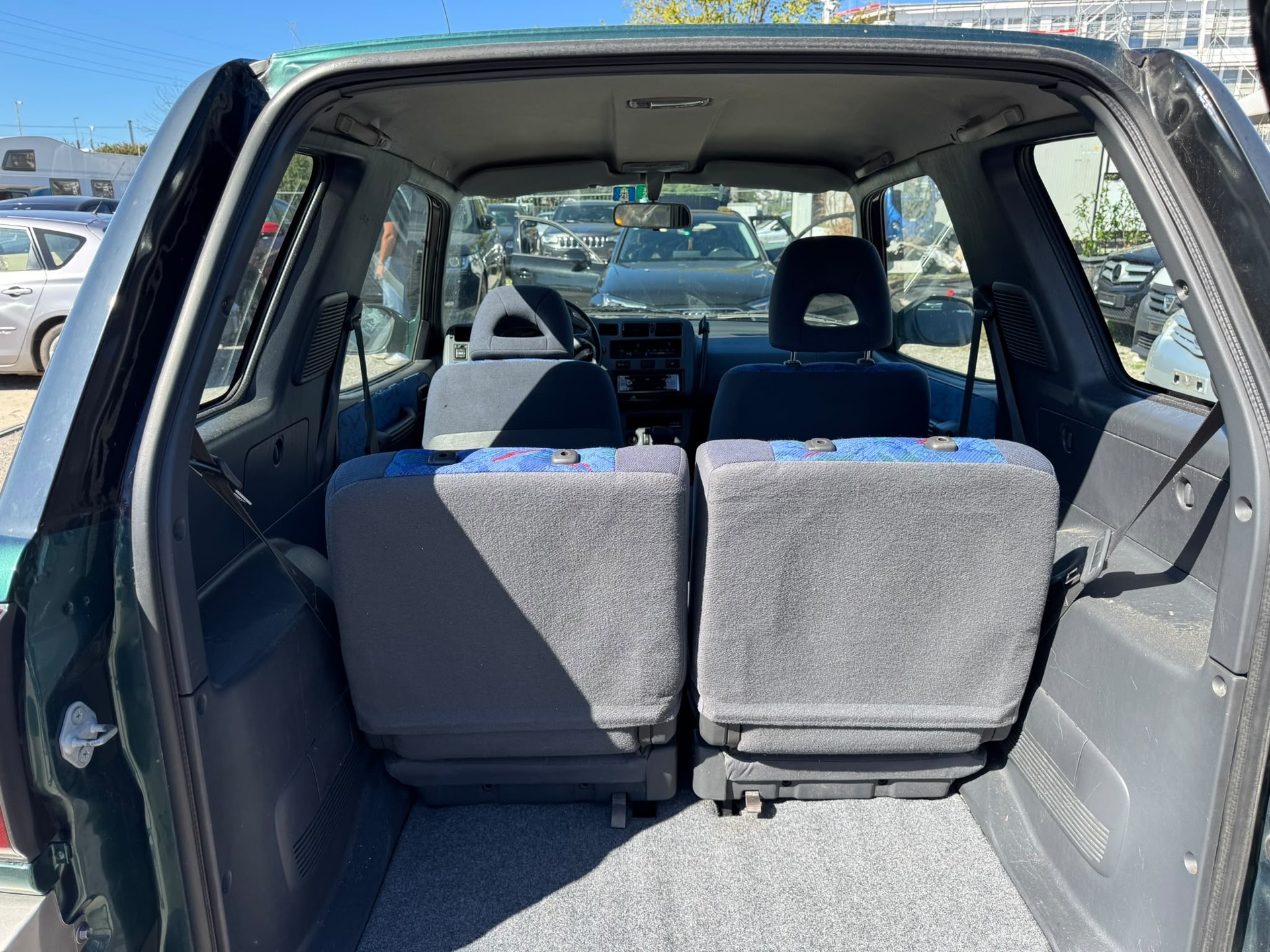 TOYOTA RAV-4 GX-image-4