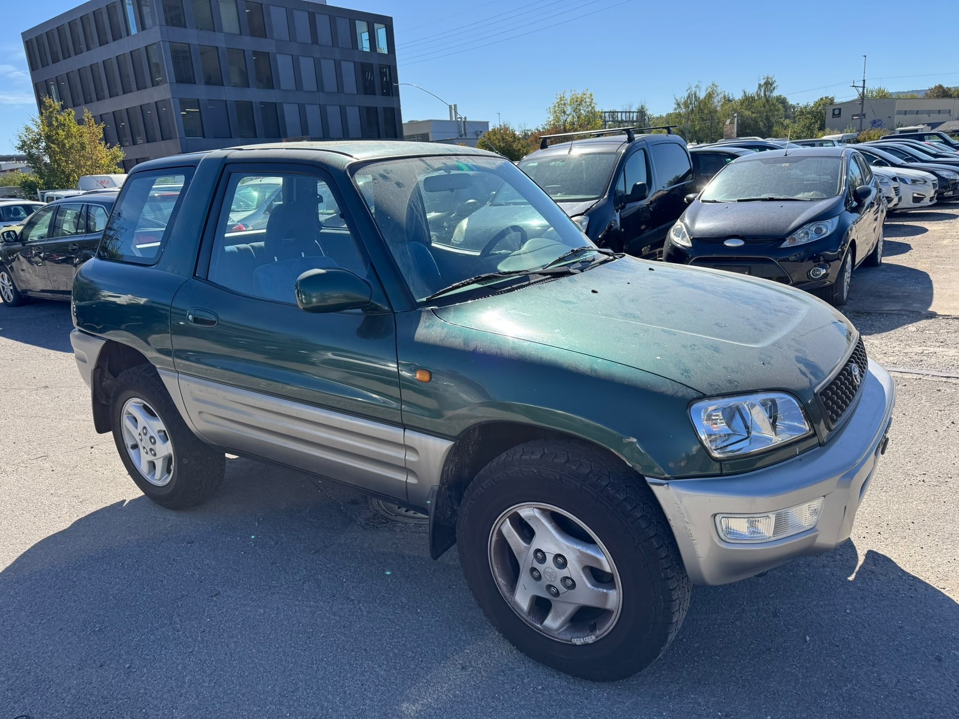 TOYOTA RAV-4 GX-image-2