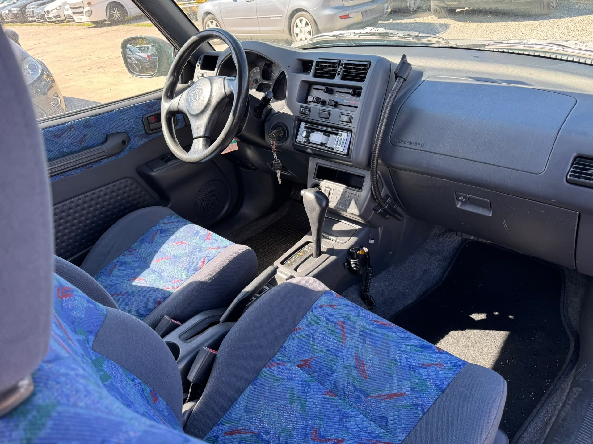 TOYOTA RAV-4 GX-image-6