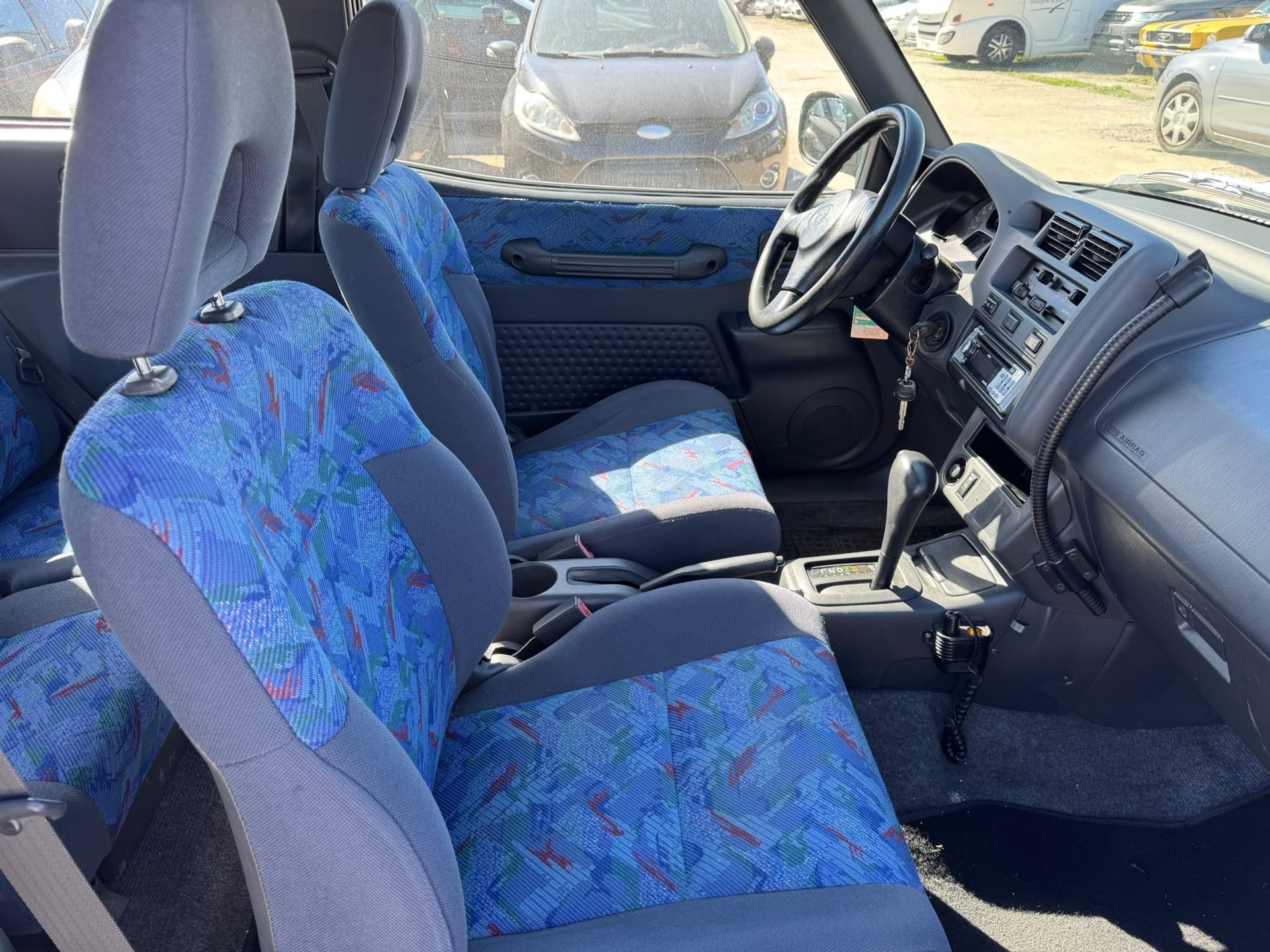 TOYOTA RAV-4 GX-image-11