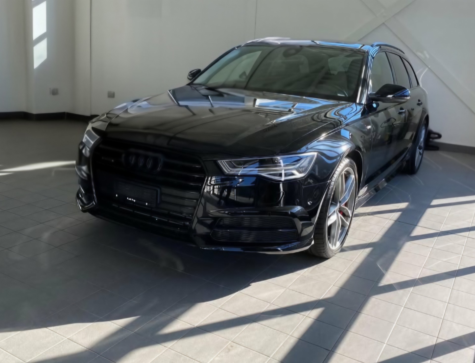 AUDI 3.0 V6 TDI 320 quattro-image-1