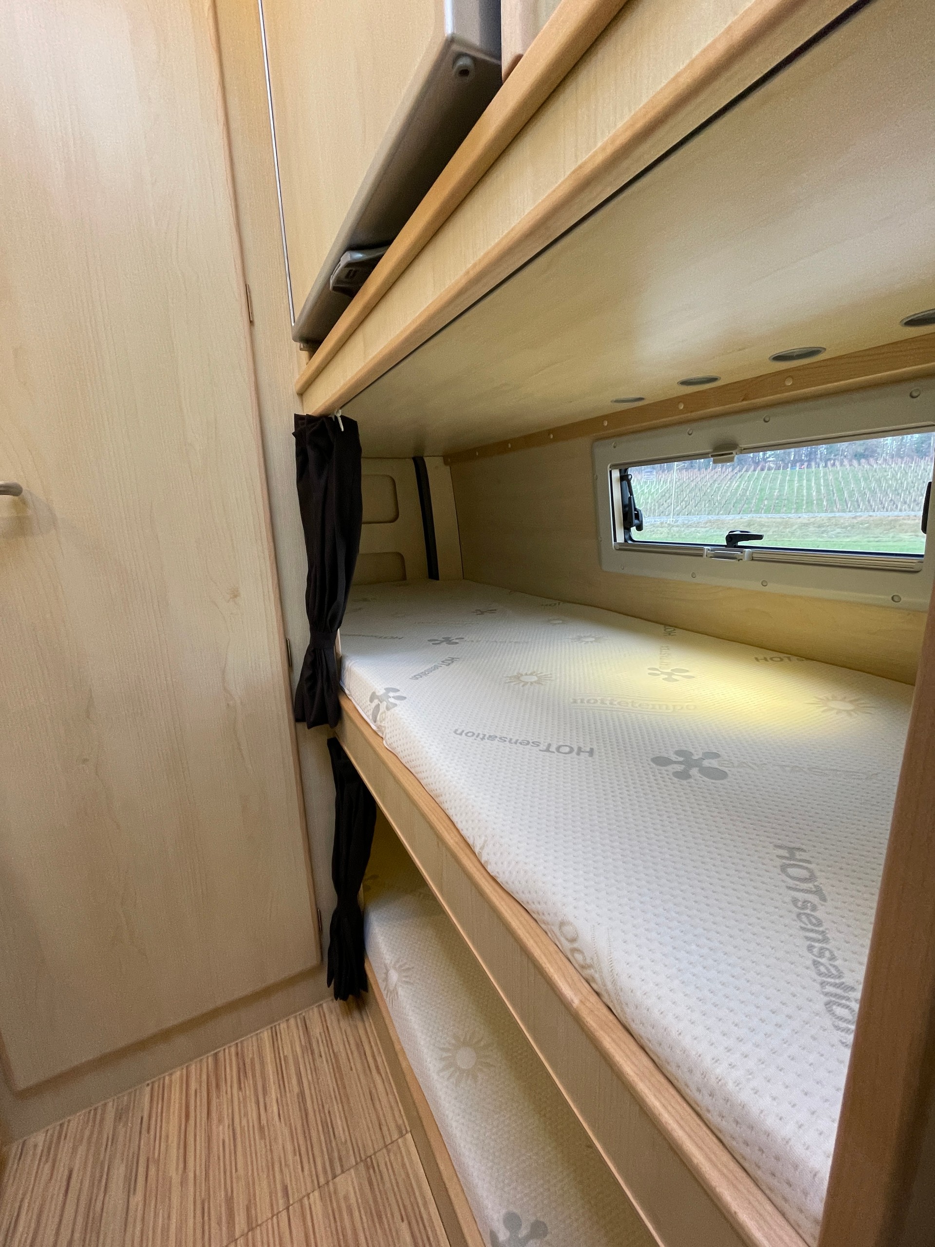 CS-REISEMOBILE Cosmo auf Basis Mercedes Sprinter 419 CDI 4x4-image-14
