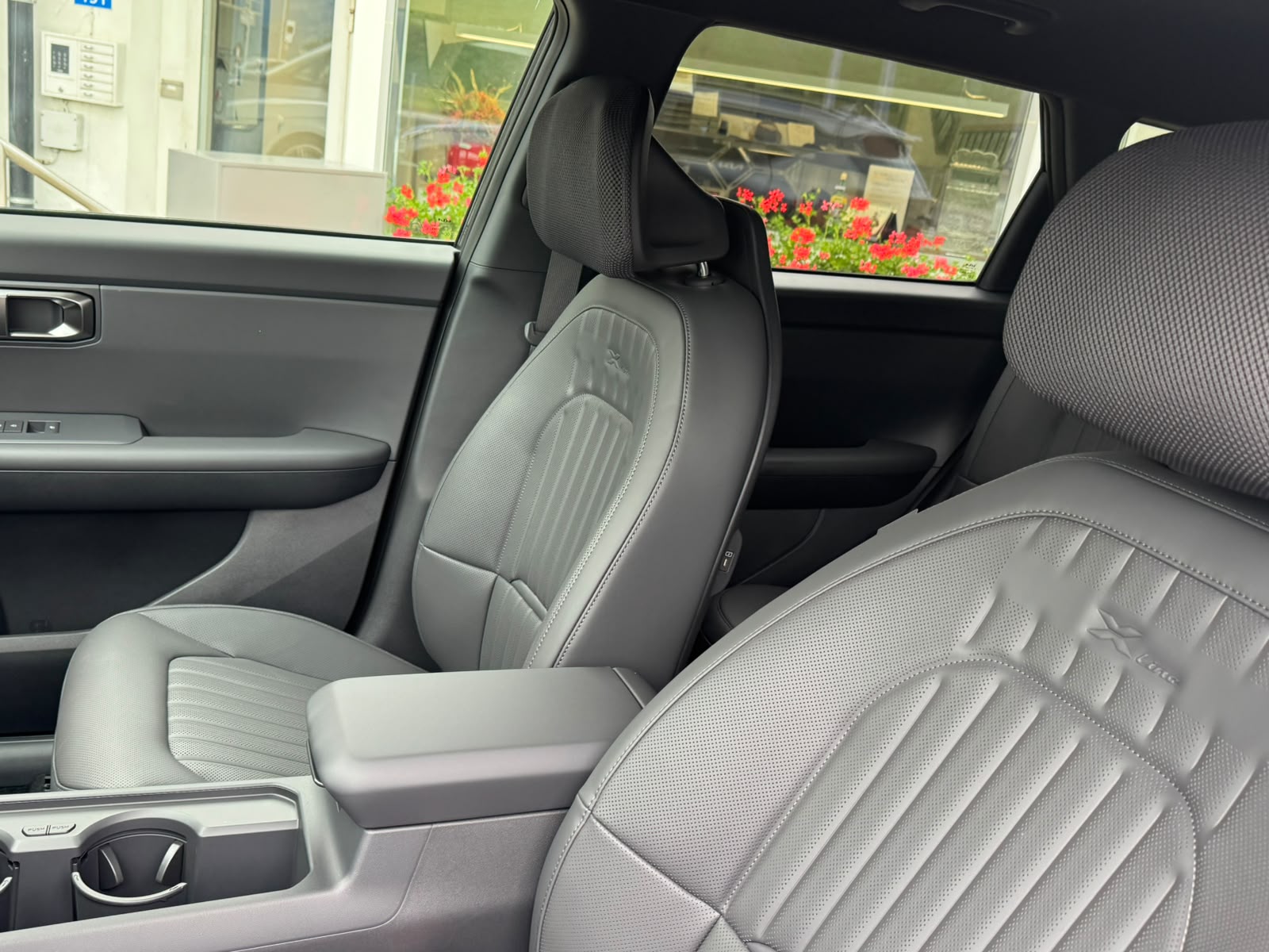 KIA Seltos 1.6 T-GDi X-Line-image-5