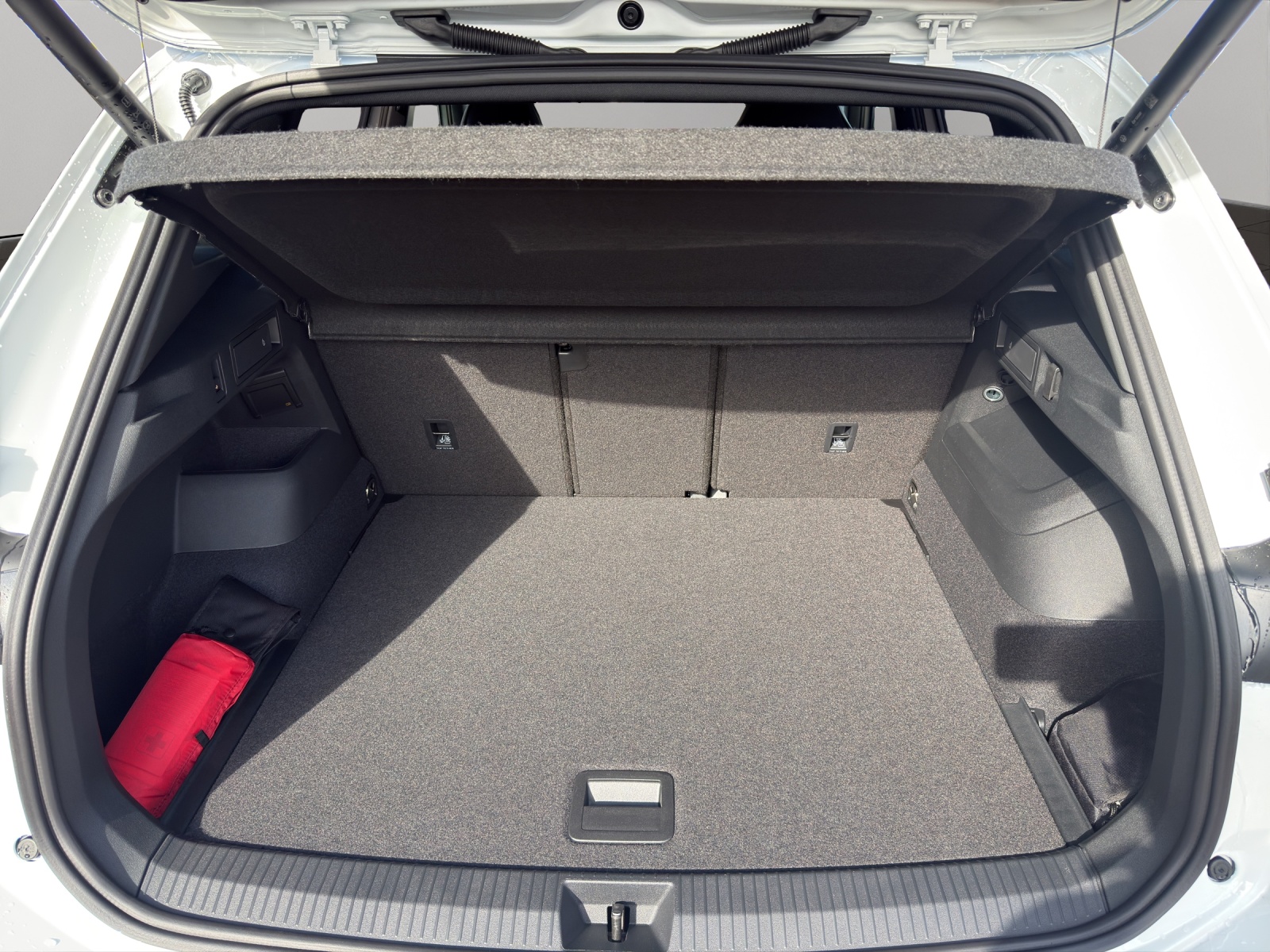 VW Tiguan 2.0 TDI SCR R-Line United 4Motion DSG-image-18