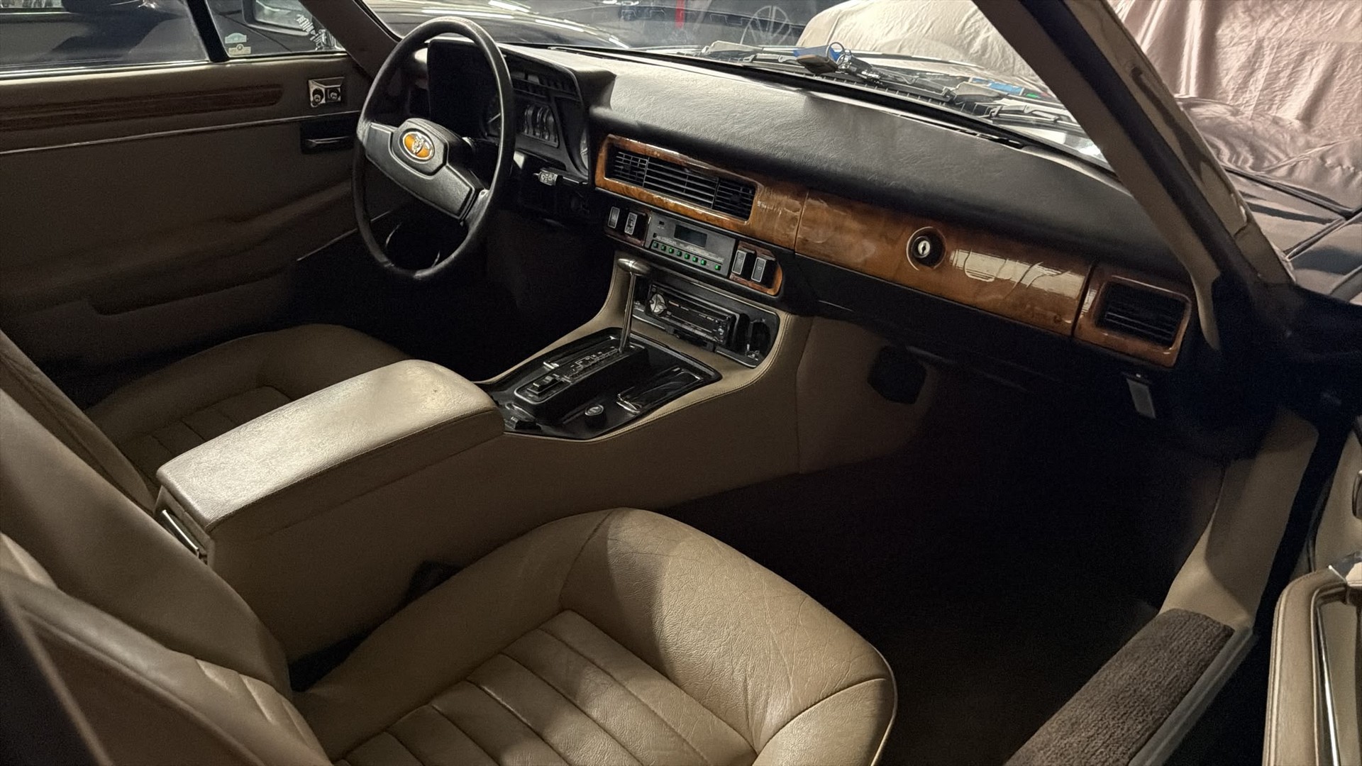 JAGUAR XJS 5.3 V12 Coupe-image-1
