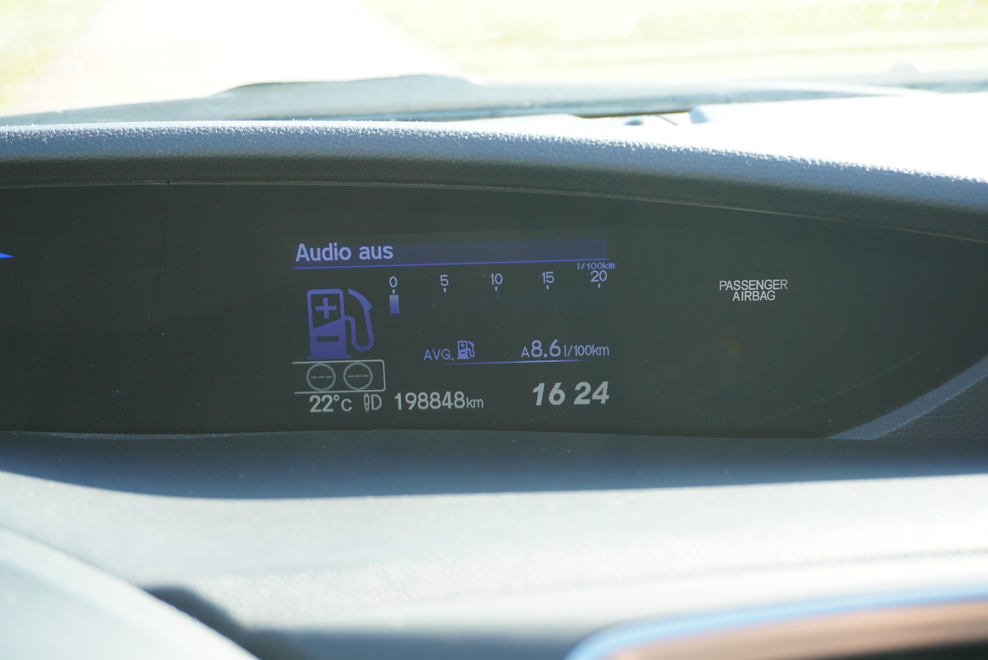 HONDA Civic Tourer 1.8i Lifestyle Automatic-image-12