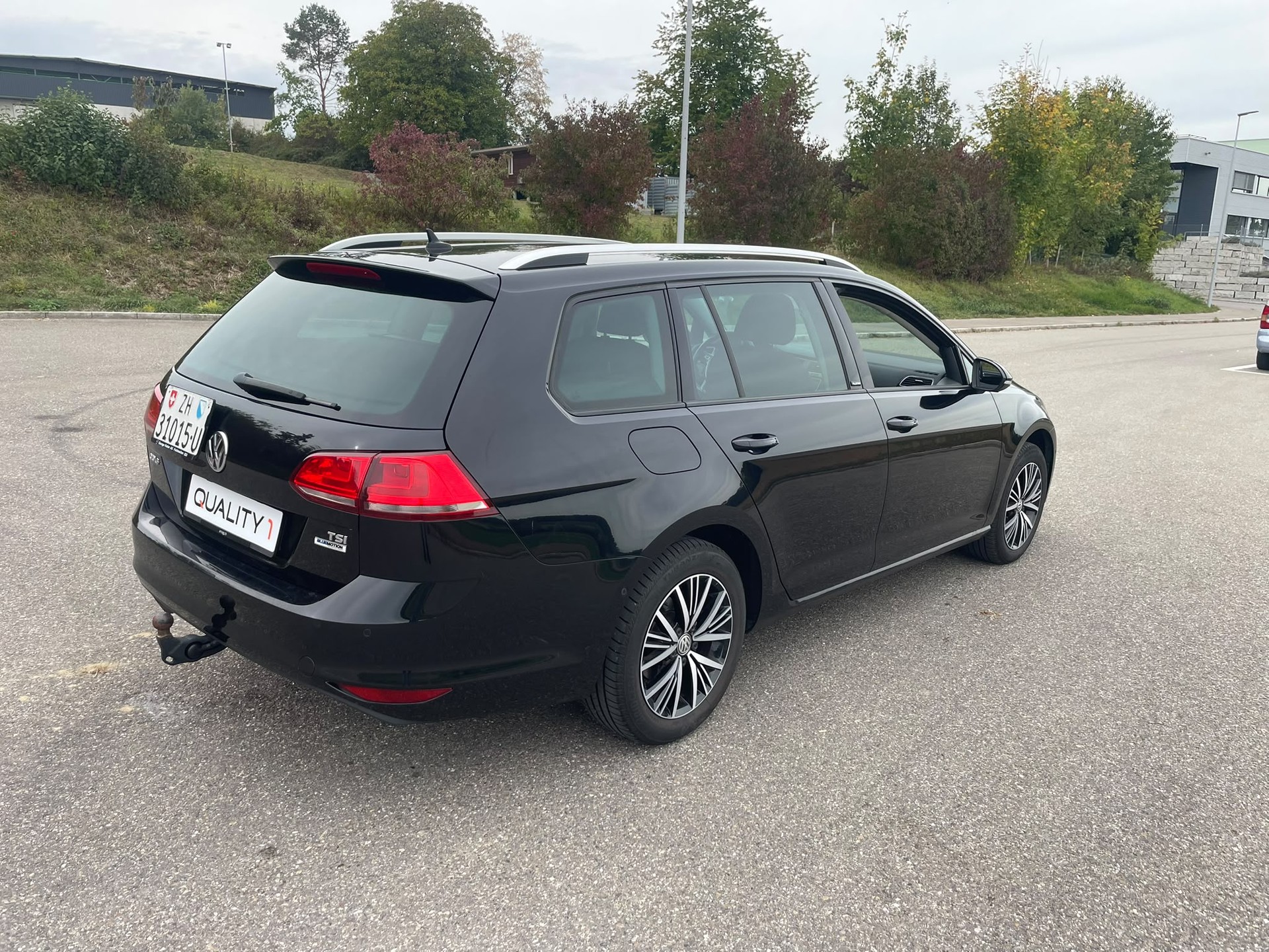 VW Golf Variant 1.4 TSI Allstar-image-3