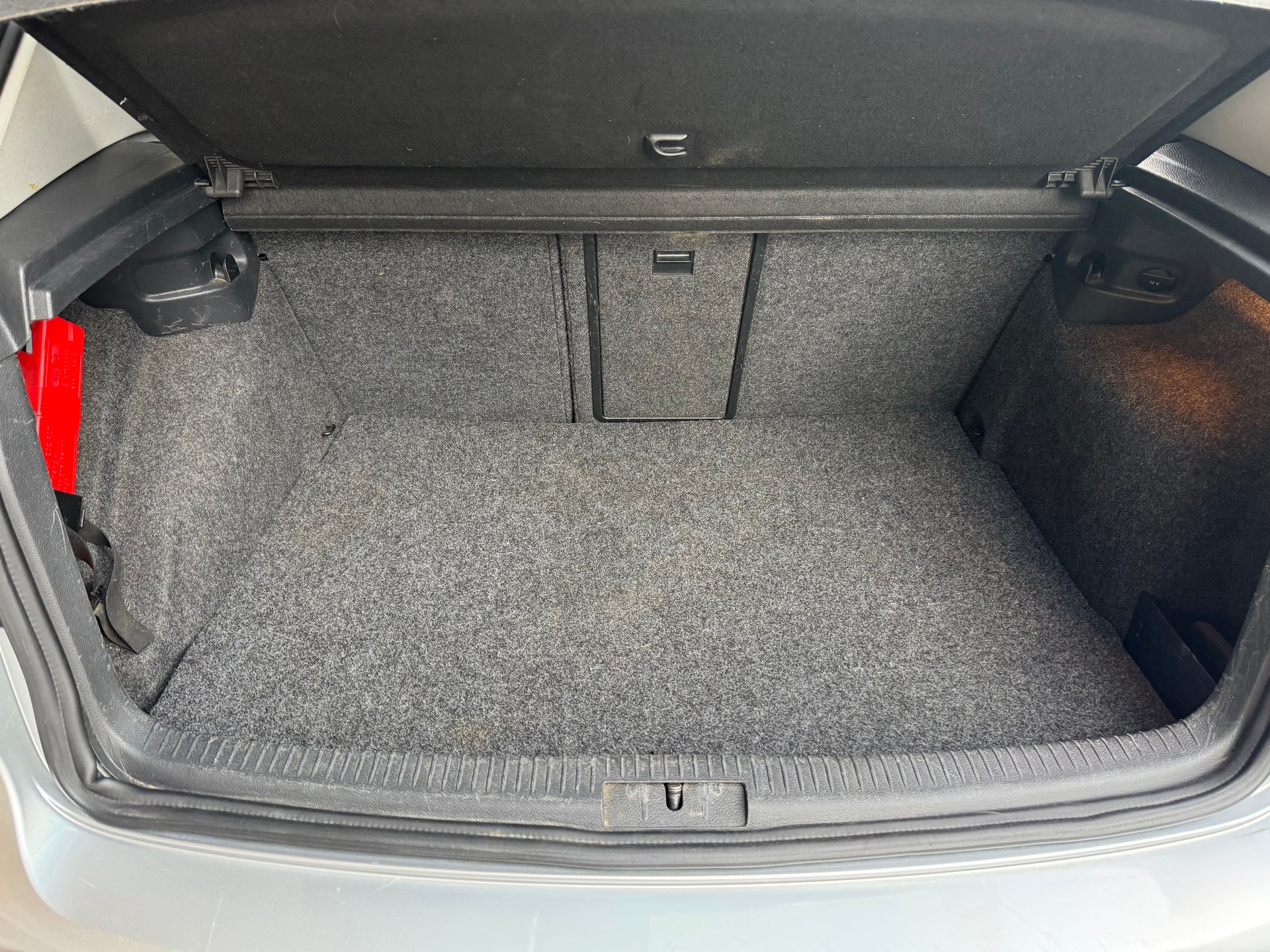 VW Golf 2.0 TDI Comfortline 4Motion-image-13