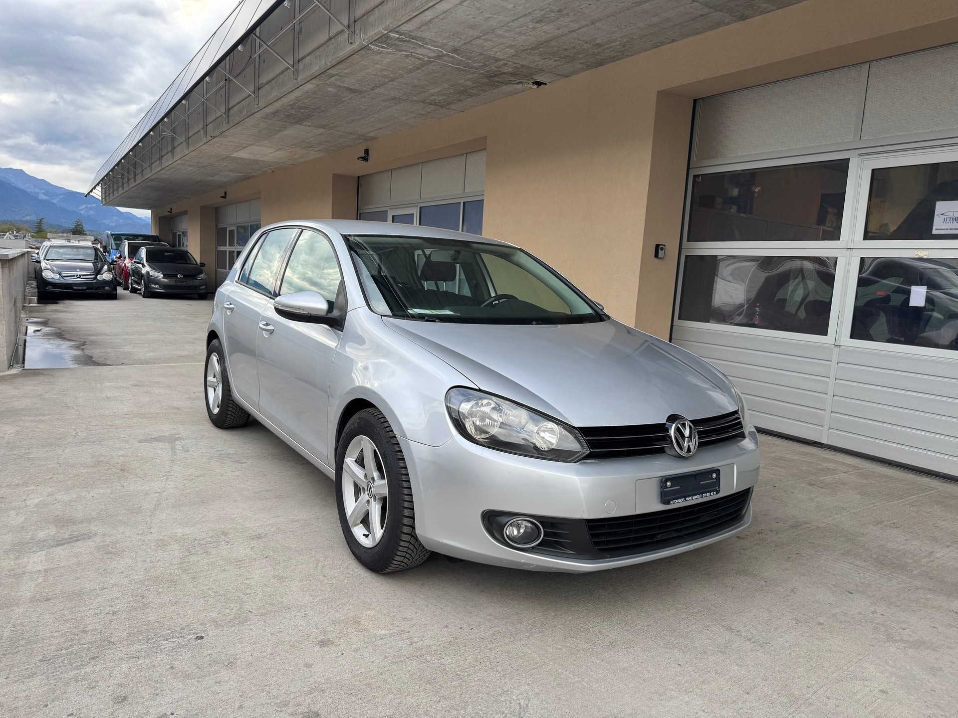 VW Golf 2.0 TDI Comfortline 4Motion-image-2