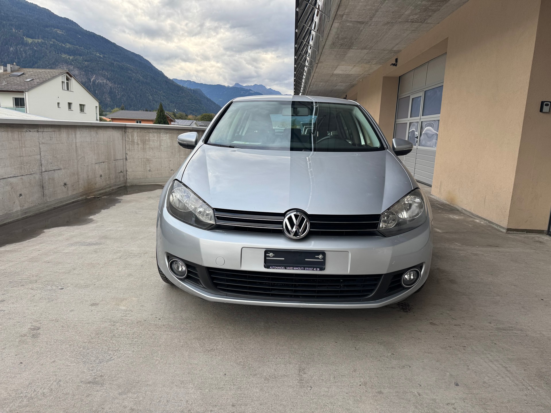 VW Golf 2.0 TDI Comfortline 4Motion-image-1
