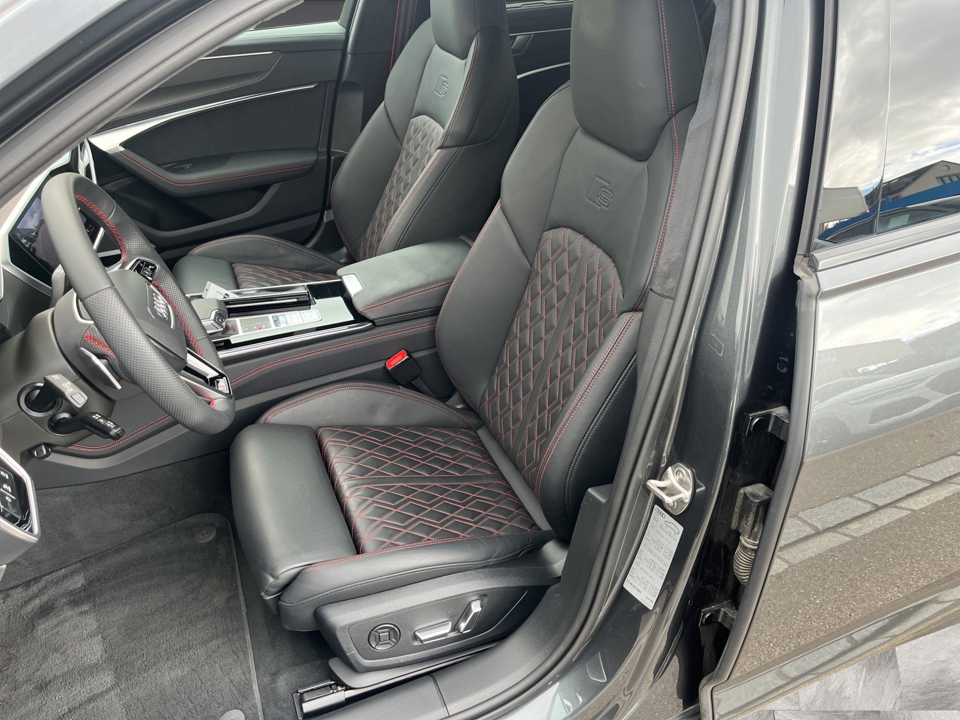 AUDI S6 Avant 3.0 TDI qu*Luftfederung,B&O Advanced,Vollausstattung Np.148'500.-*-image-9