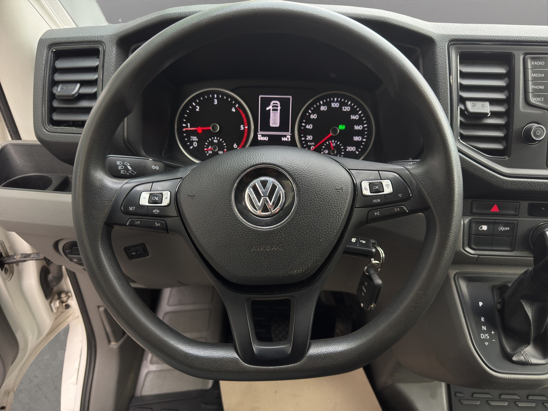 VW Crafter 35 2.0 Entry L3 A **Mit Werkstatt-Einrichtung**Frisch Ab MFK und Garantie 12Mnt**7000KG Zuggewicht**Klima**Tempomat**-image-8