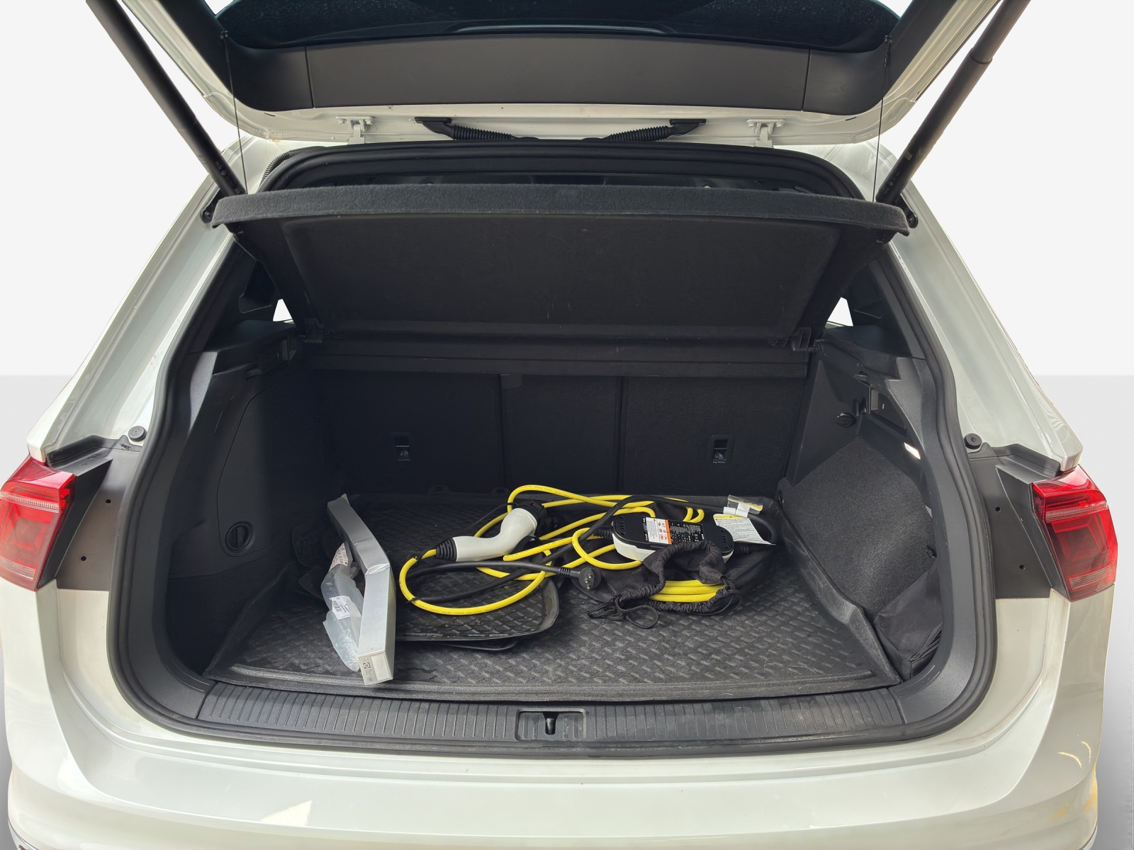 VW Tiguan 1.4TSI PHEV Selection DSG-image-12
