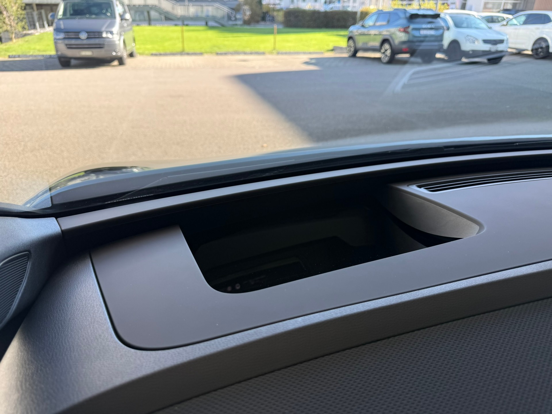 VW ID.3 Neo 58 kWh 190 PS Style-image-16
