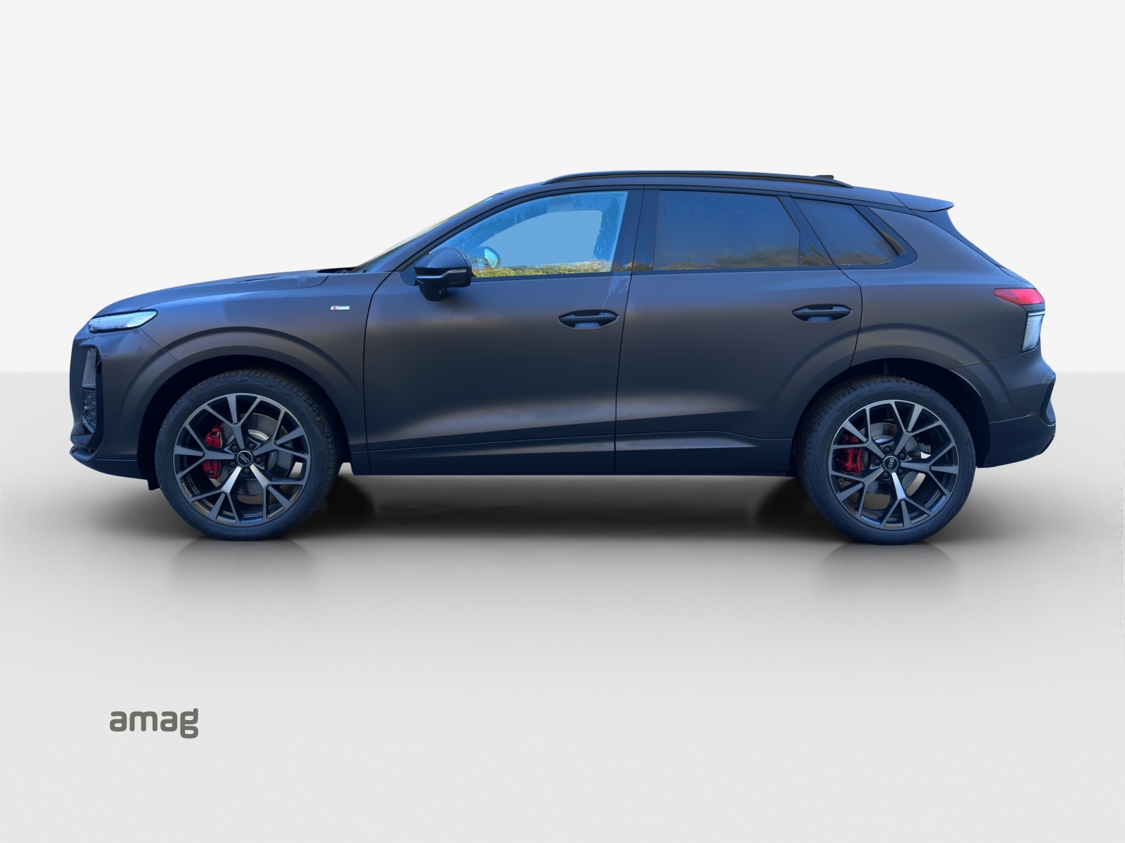 AUDI Q3 SUV TFSI quattro 195 kW S tronic-image-1