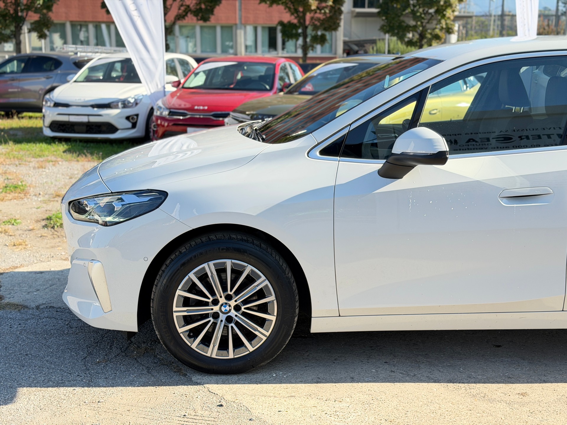 BMW 218i Active Tourer Luxury Line DKG-image-3