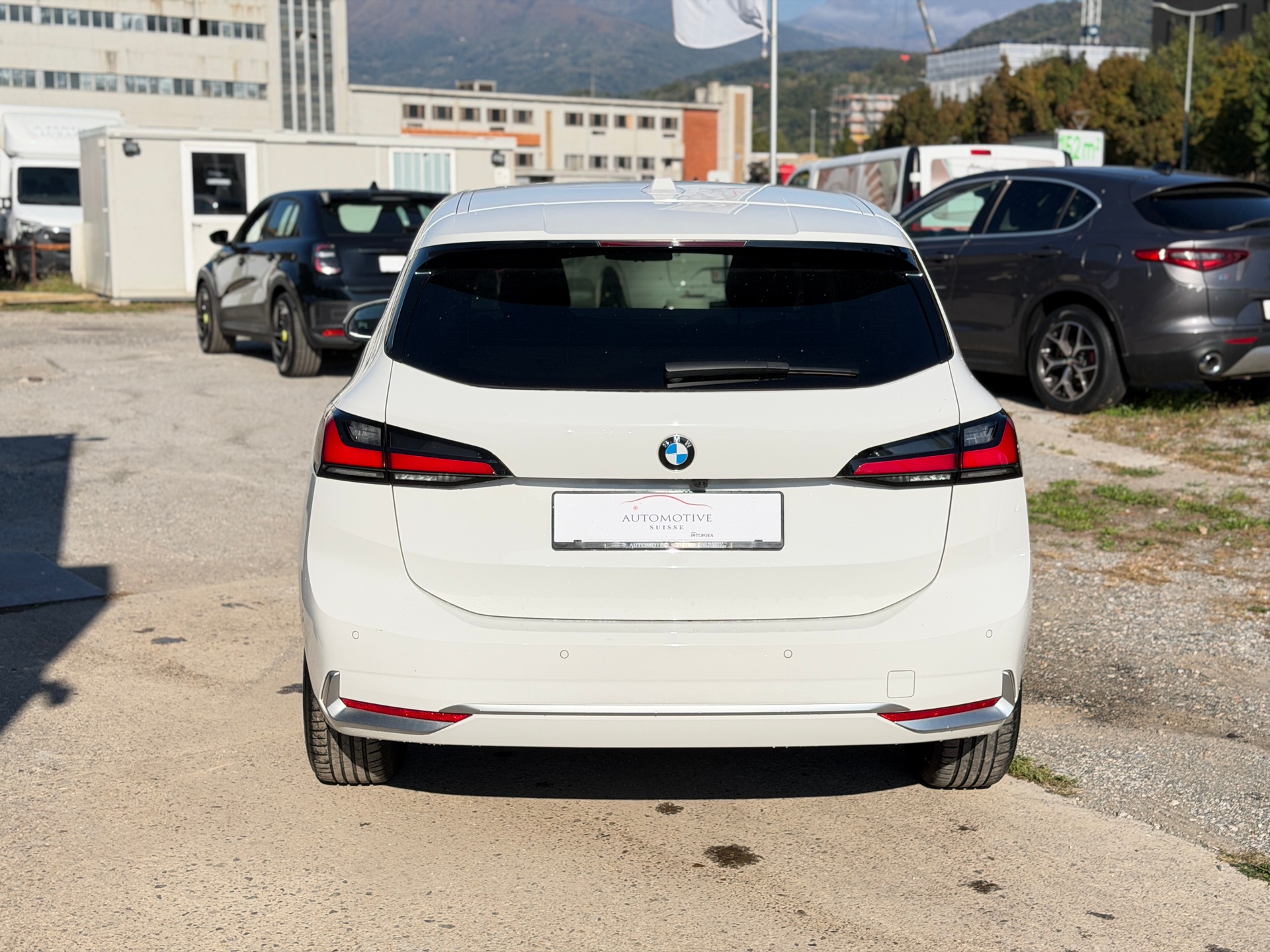 BMW 218i Active Tourer Luxury Line DKG-image-6