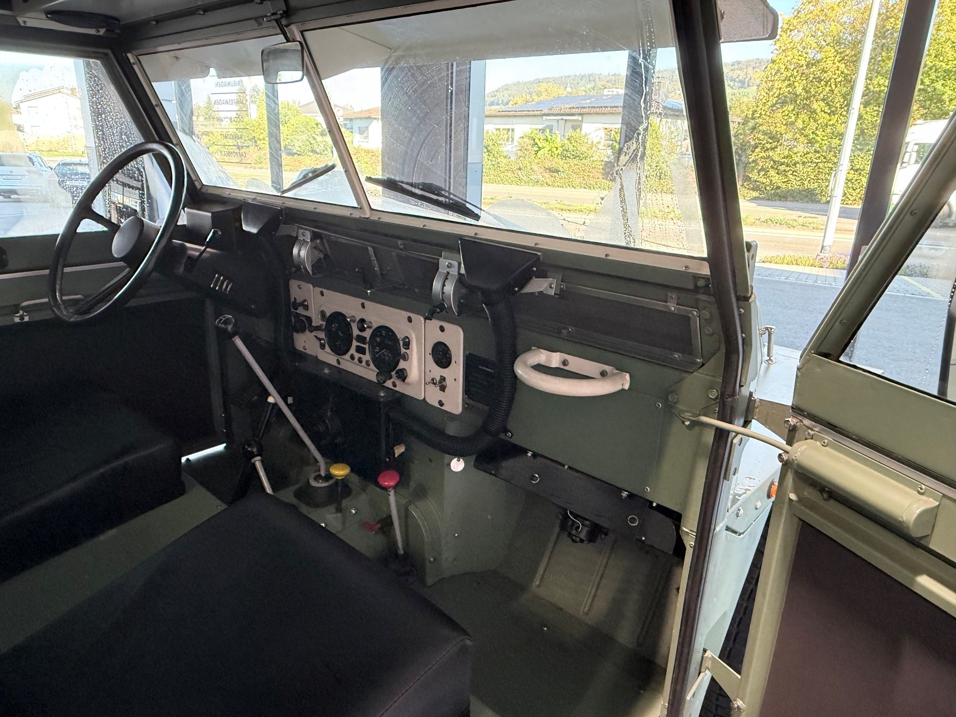 LAND ROVER 88/LI A Lightweight-image-5