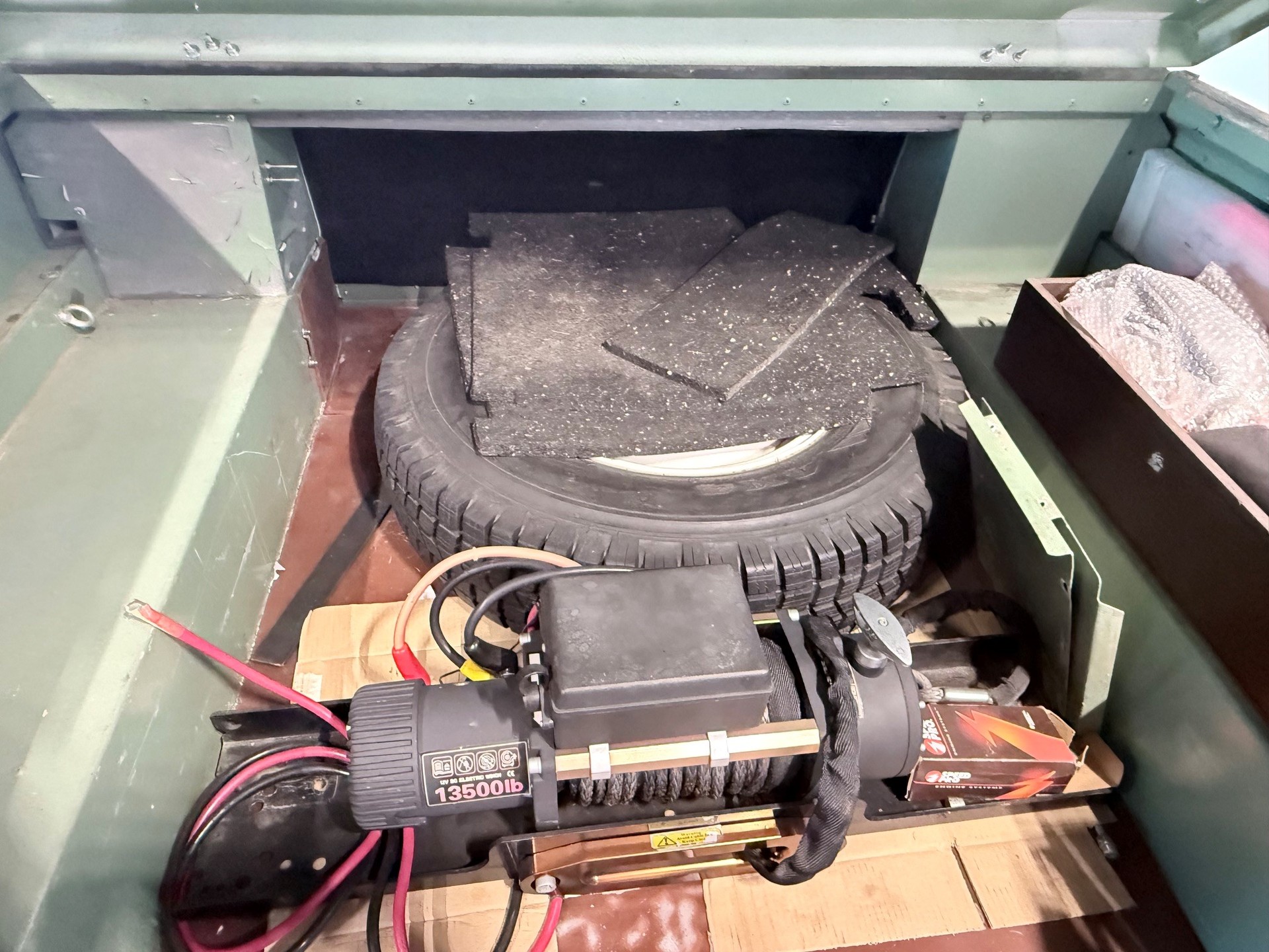 LAND ROVER 88/LI A Lightweight-image-8