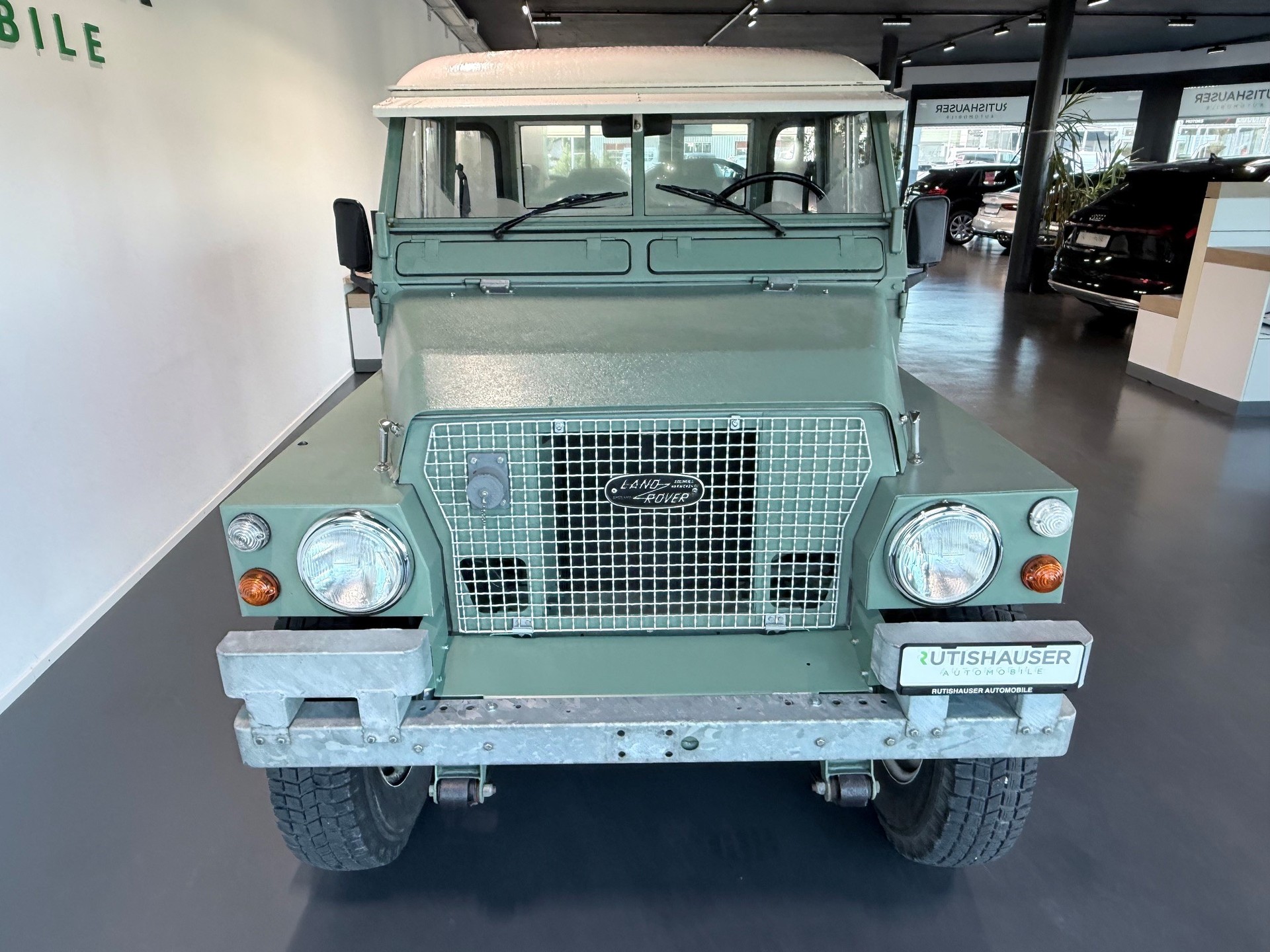 LAND ROVER 88/LI A Lightweight-image-1
