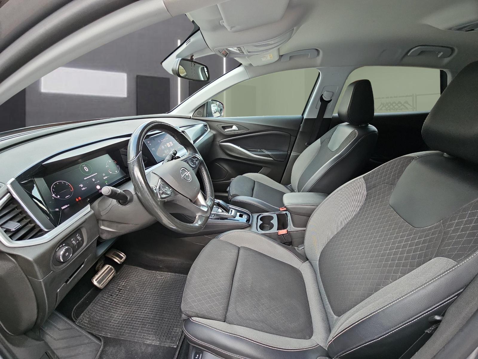 OPEL Grandland 1.2 T GS Line-image-9