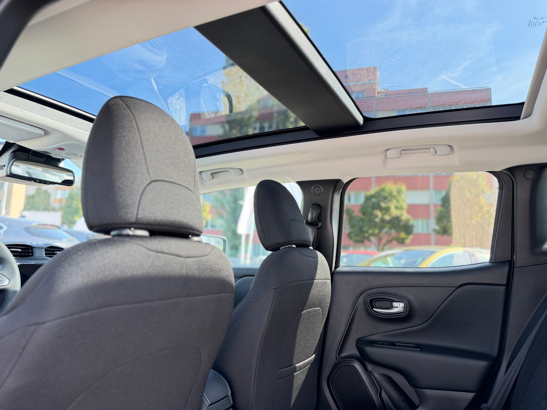 JEEP Renegade 1.5 MHEV North Star-image-10