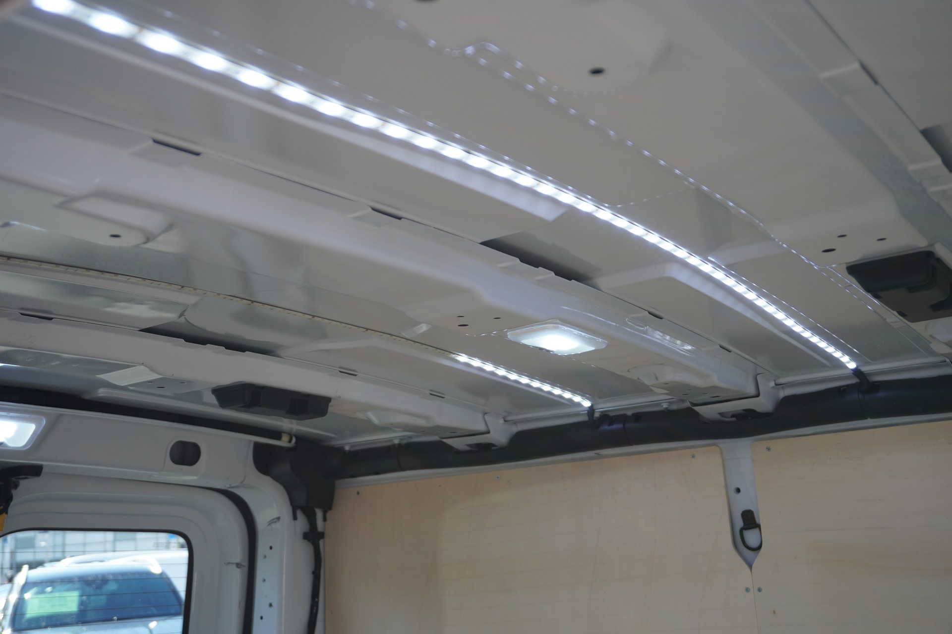 RENAULT Trafic 2.0 Blue dCi 130 Advance L1H1 EN-image-10