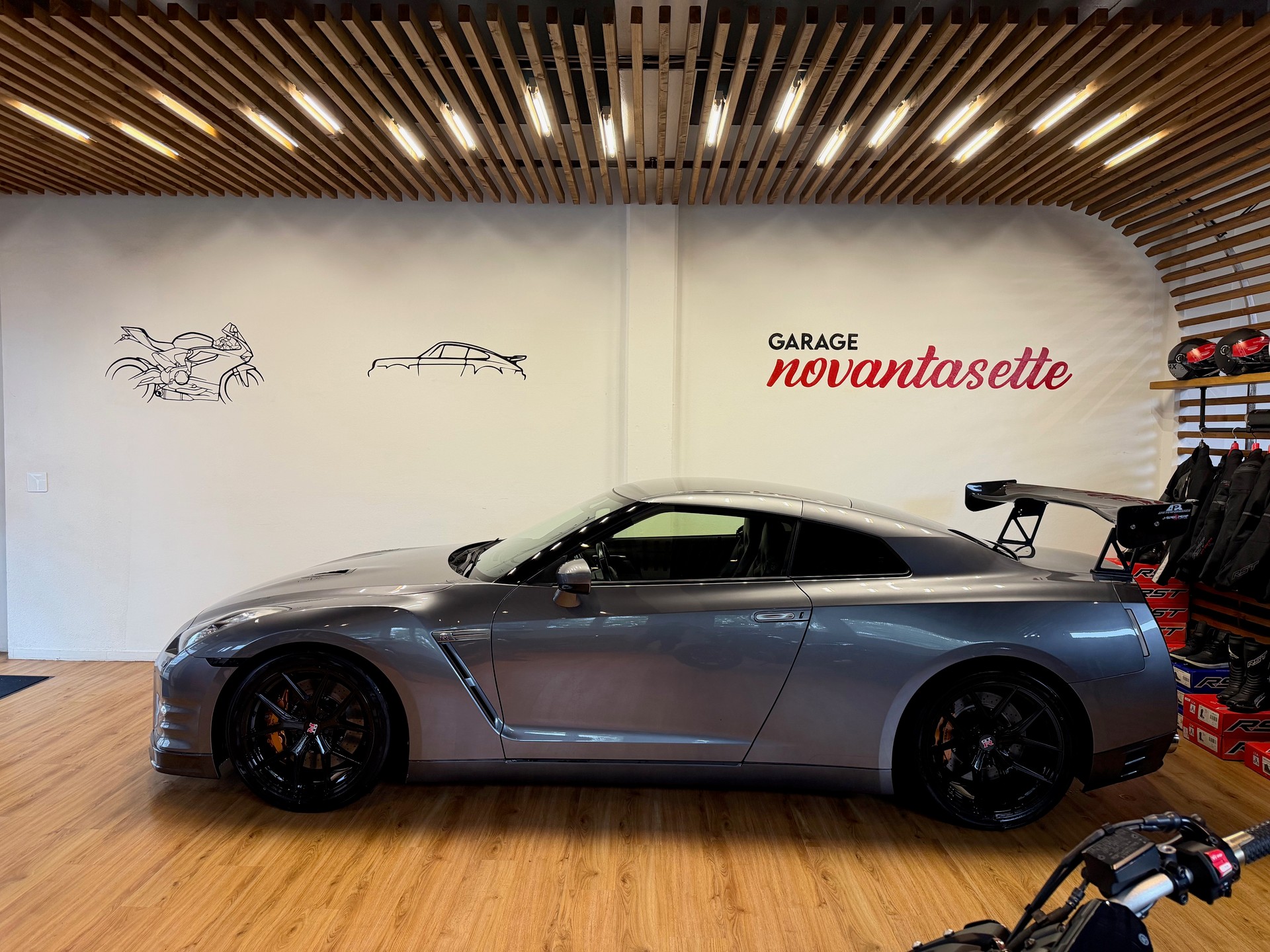 NISSAN GT-R 3.8 V6 Biturbo Premium Edition-image-5