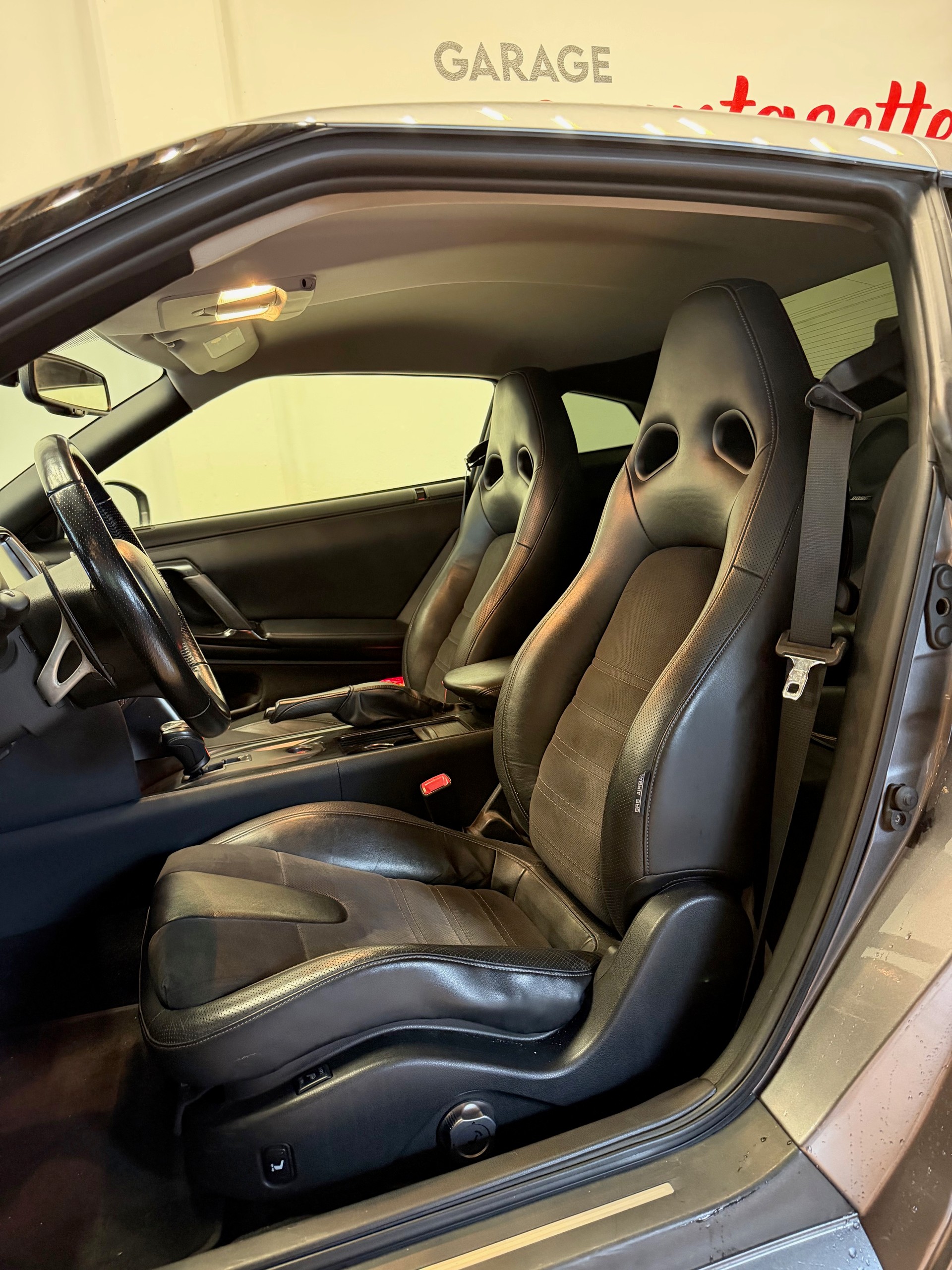 NISSAN GT-R 3.8 V6 Biturbo Premium Edition-image-8