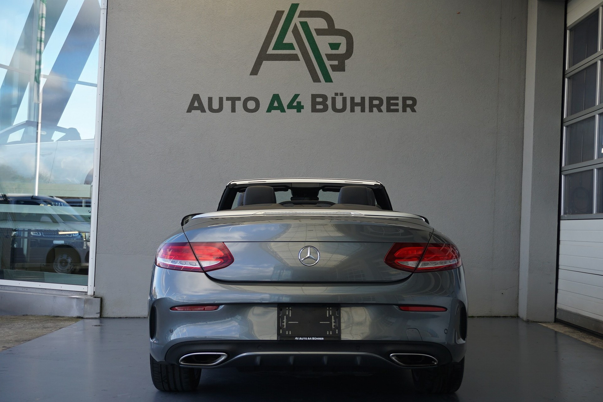 MERCEDES-BENZ C 250 AMG Line-image-8