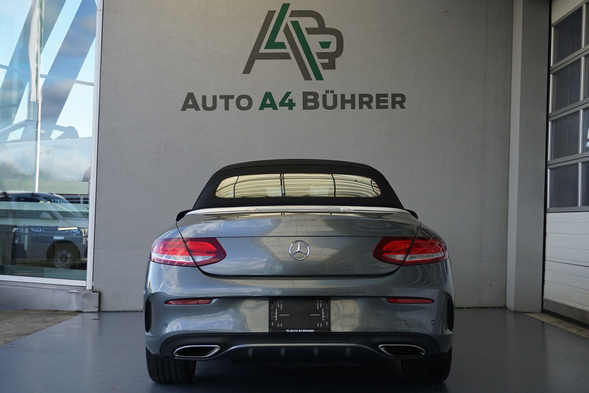 MERCEDES-BENZ C 250 AMG Line-image-9