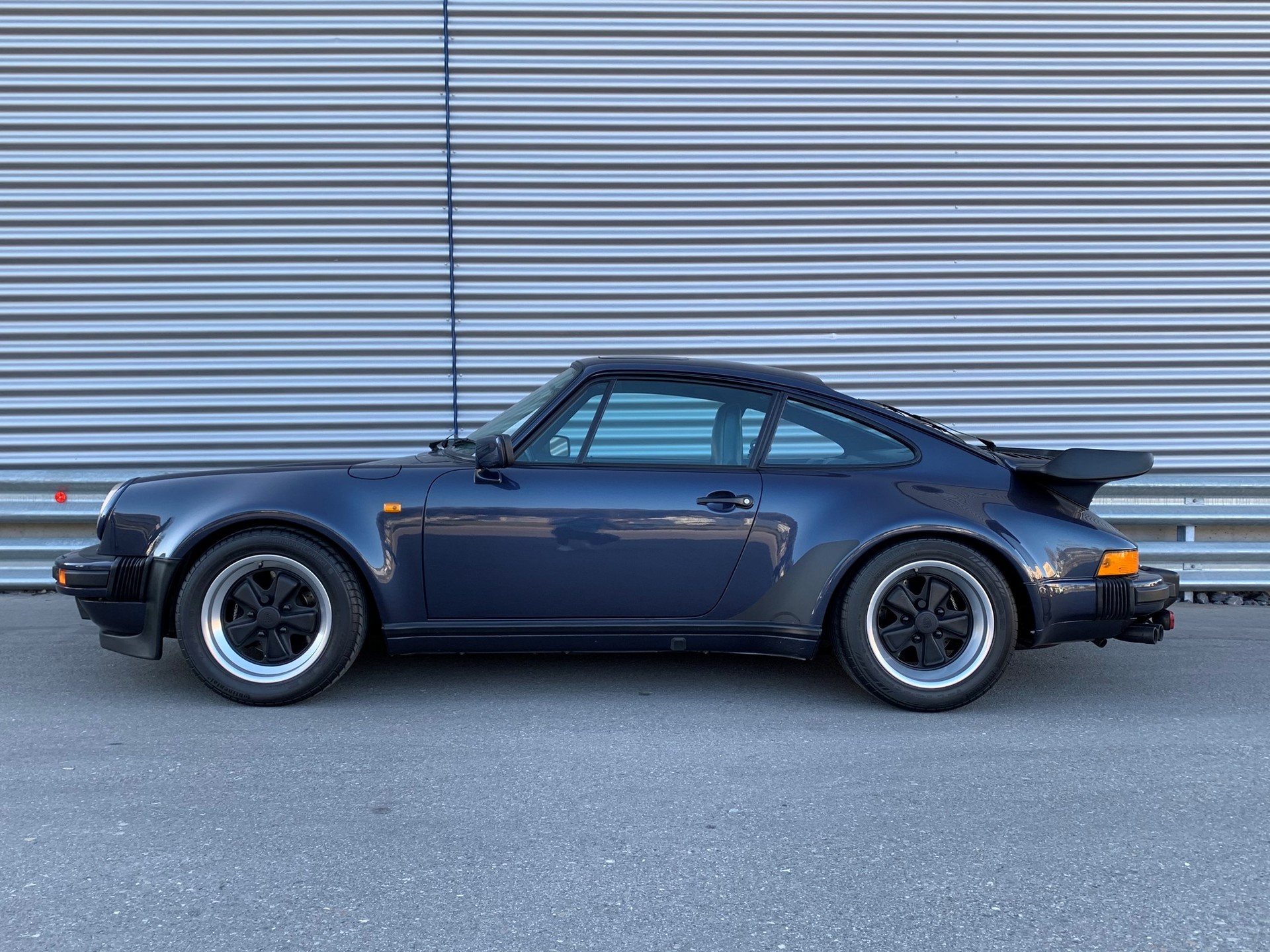 PORSCHE 911 930 Turbo-image-2