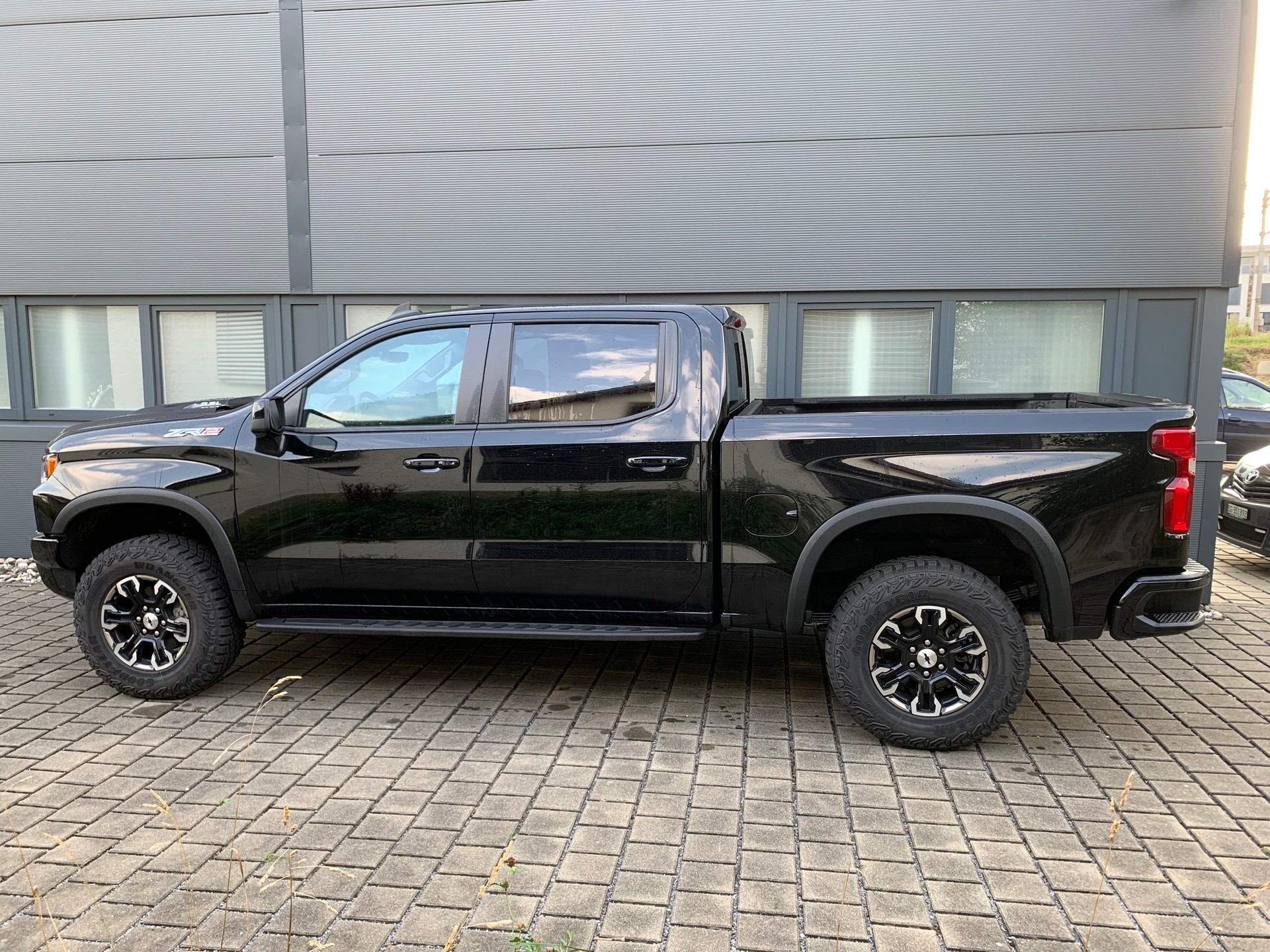 CHEVROLET Silverado 1500 Crew Cab 6,2l V8 ZR2 MY25-image-4