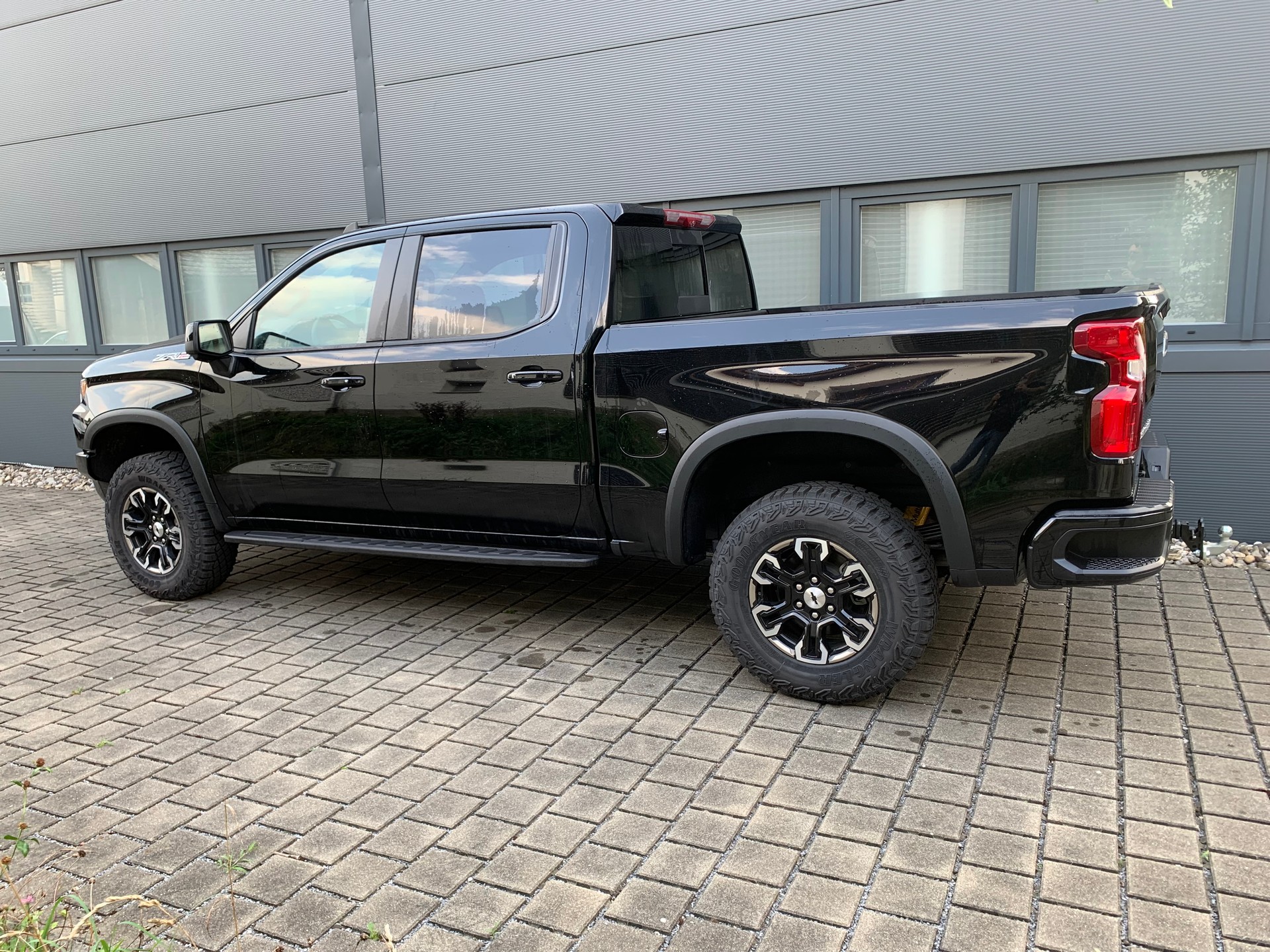 CHEVROLET Silverado 1500 Crew Cab 6,2l V8 ZR2 MY25-image-5