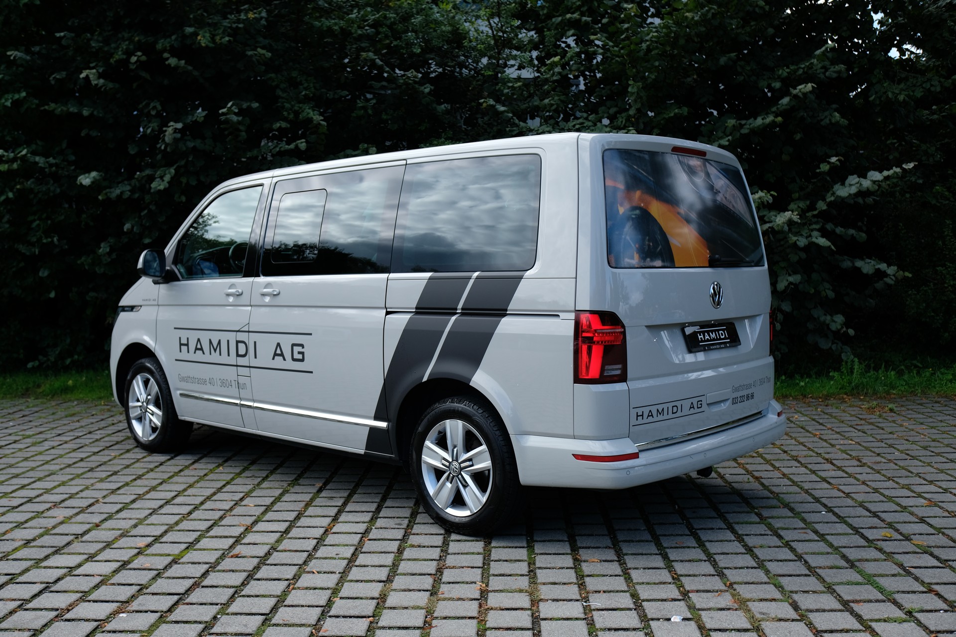 VW T6.1 Bulli 2.0 TDI DSG 8-Sitze-showroom-element-2