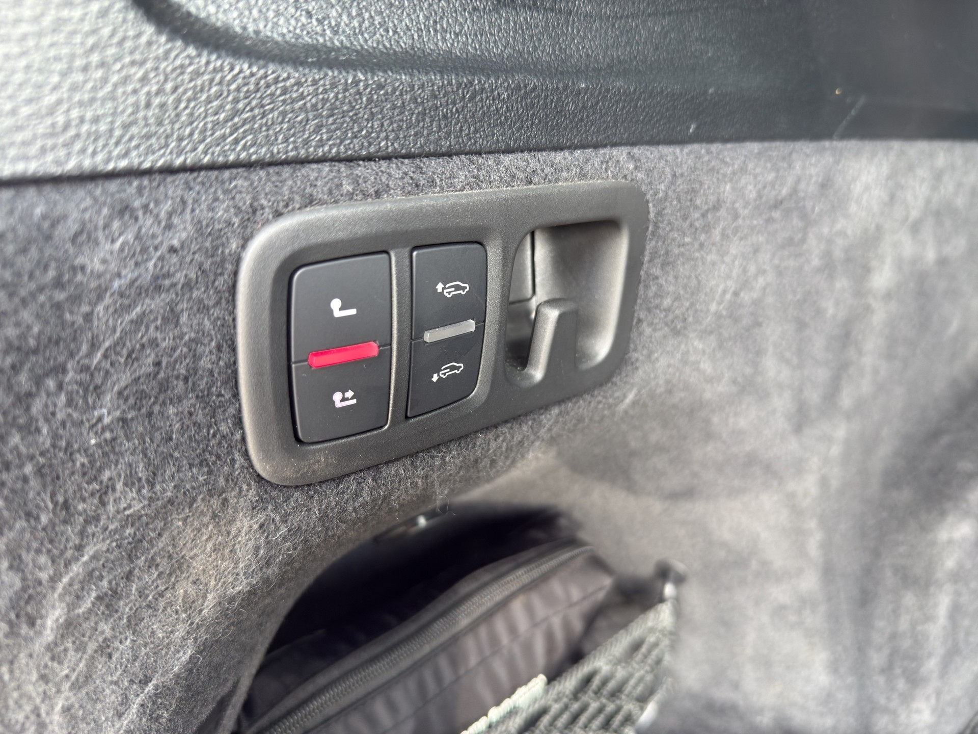 AUDI Q7 55 TFSI S Line quattro tiptronic-image-11
