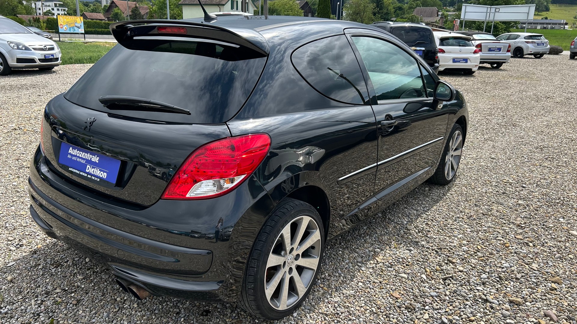 PEUGEOT 207 1.6 16V Turbo GTi-image-15