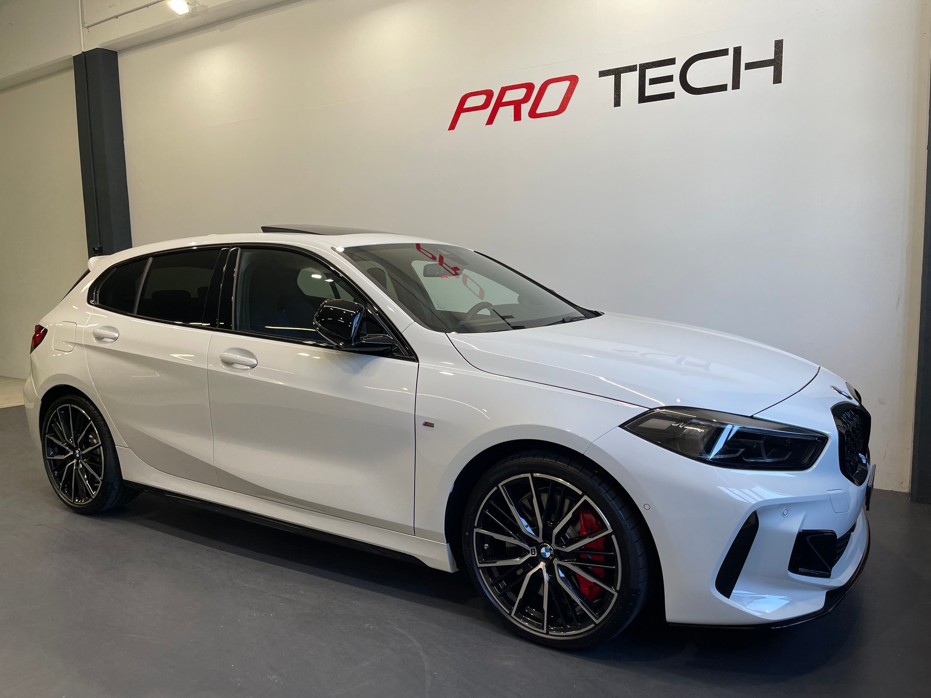 BMW M135i xDrive M Sport Pro Steptronic *4 JAHRE GARANTIE*