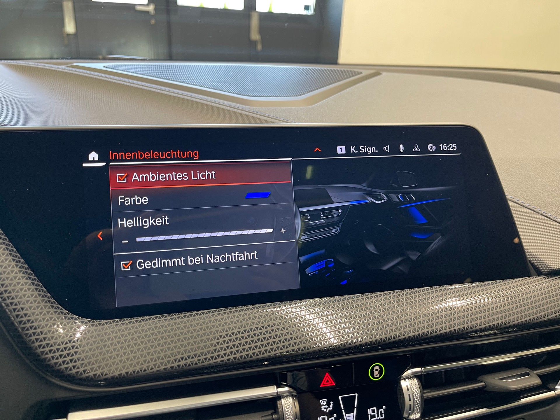 BMW M135i xDrive M Sport Pro Steptronic *4 JAHRE GARANTIE*-image-24