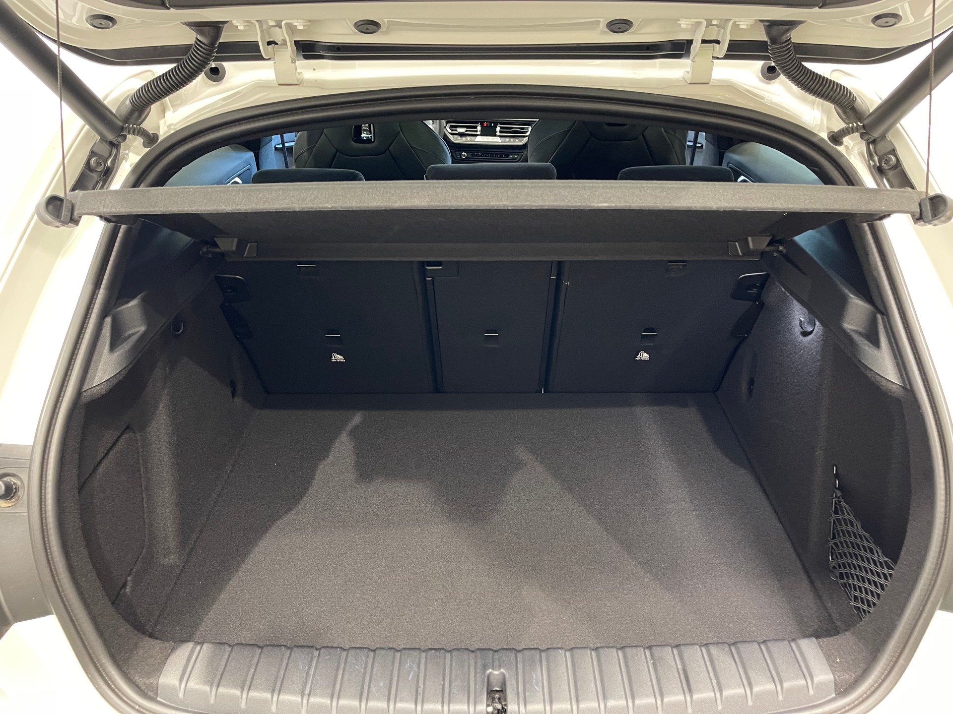 BMW M135i xDrive M Sport Pro Steptronic *4 JAHRE GARANTIE*-image-29