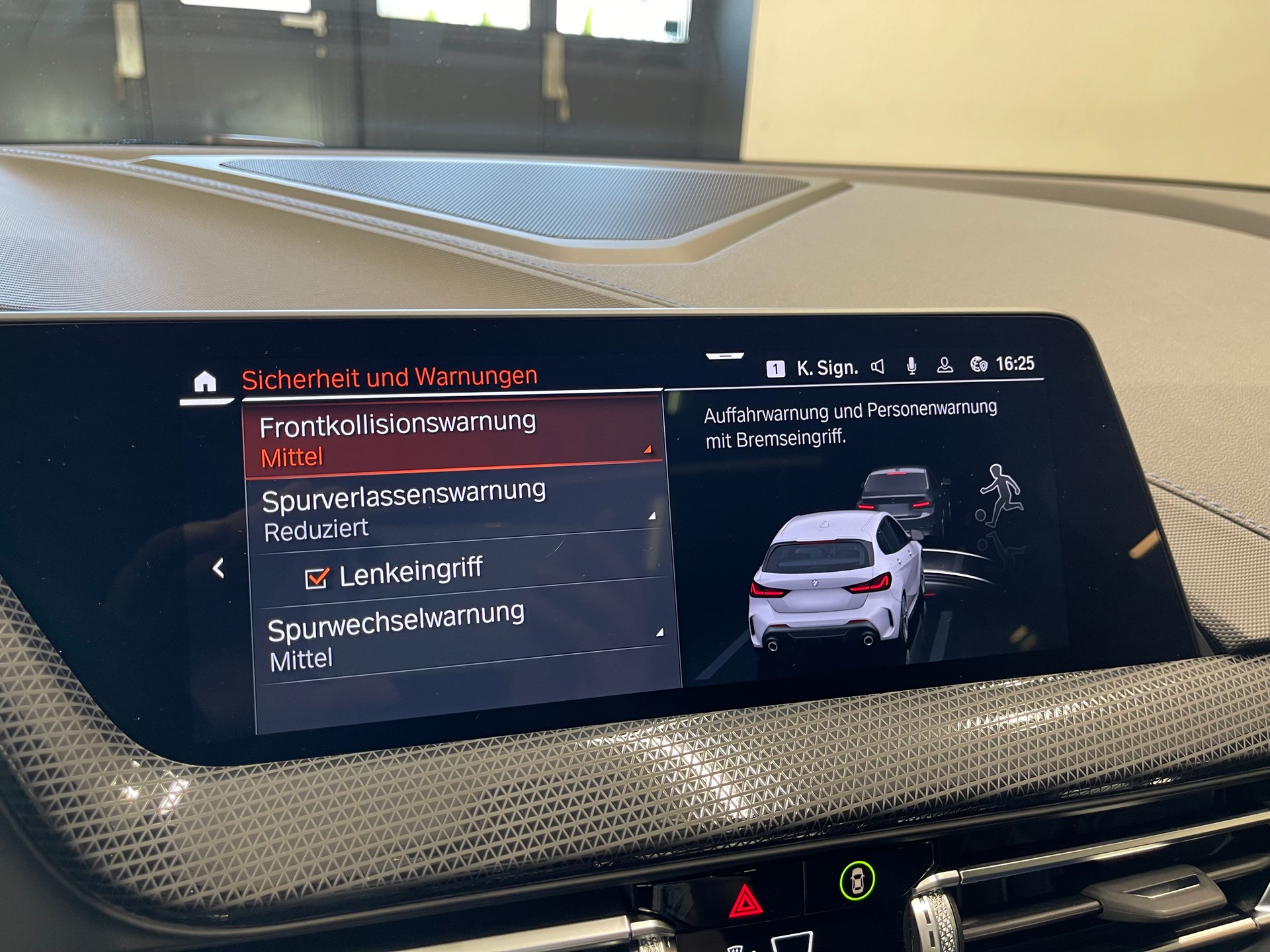 BMW M135i xDrive M Sport Pro Steptronic *4 JAHRE GARANTIE*-image-23