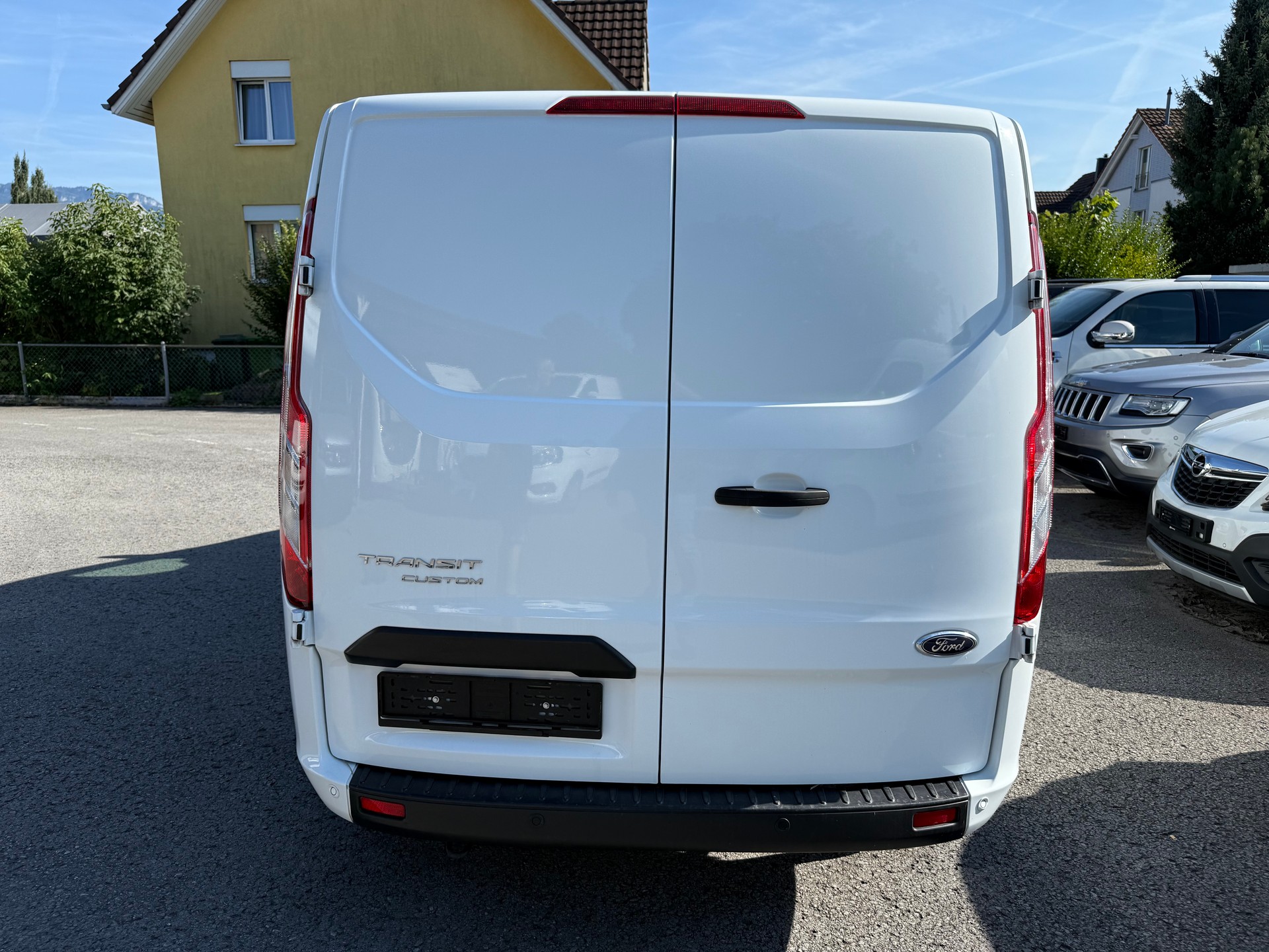 FORD Transit Custom Van 280 L1 2.0 TDCi 105 Trend-image-3