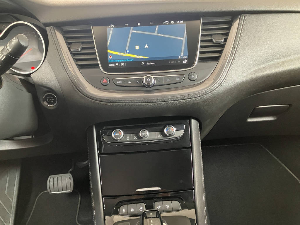 OPEL Grandland X 1.6 T PHEV Excellence-image-6