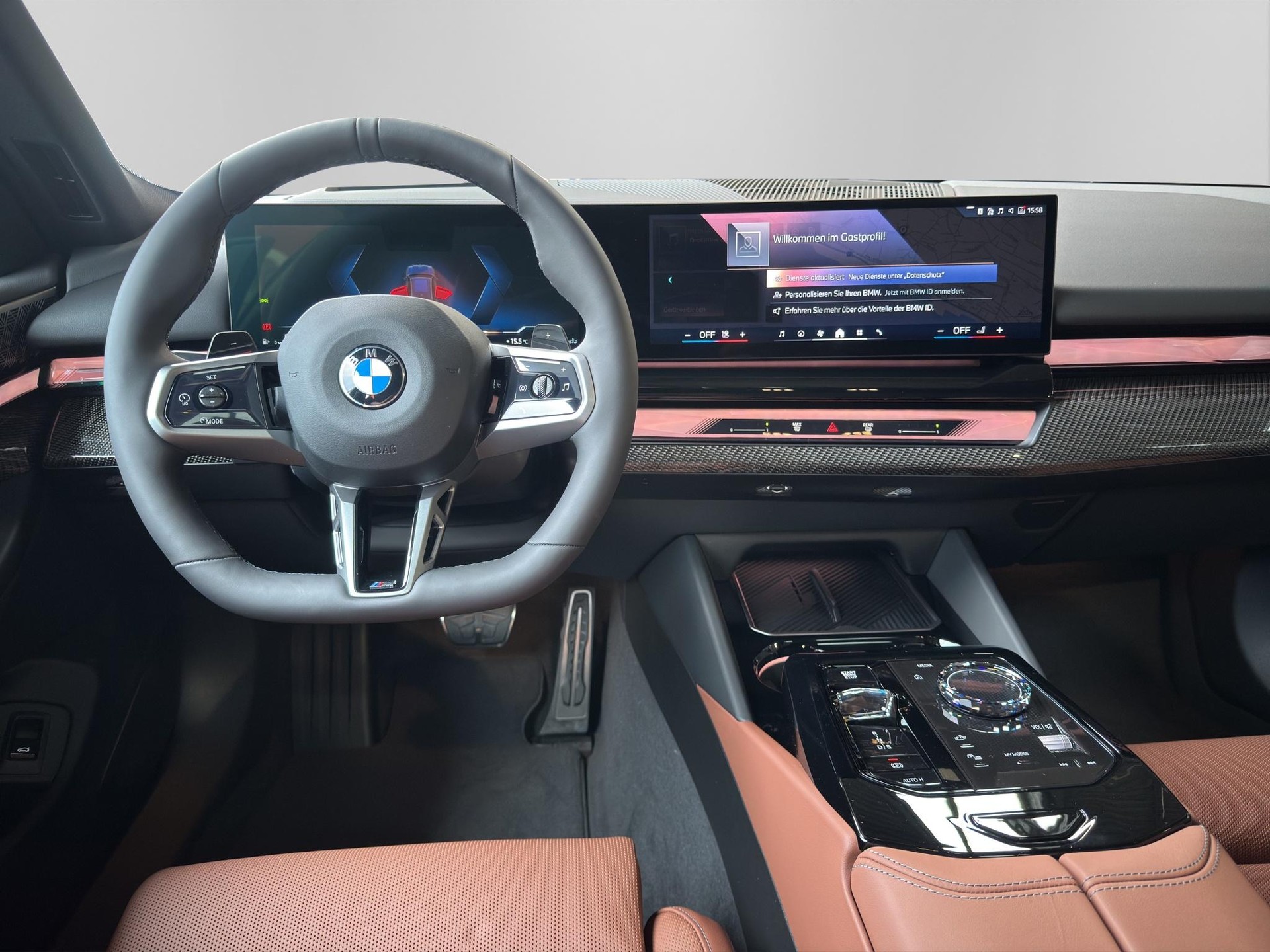 BMW 540d xDrive Touring M Sport Pro-image-12